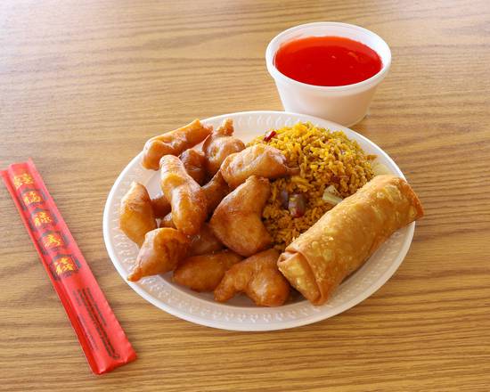 Order C14. Dinner Sweet & Sour Chicken food online from New First Wok store, Newport News on bringmethat.com