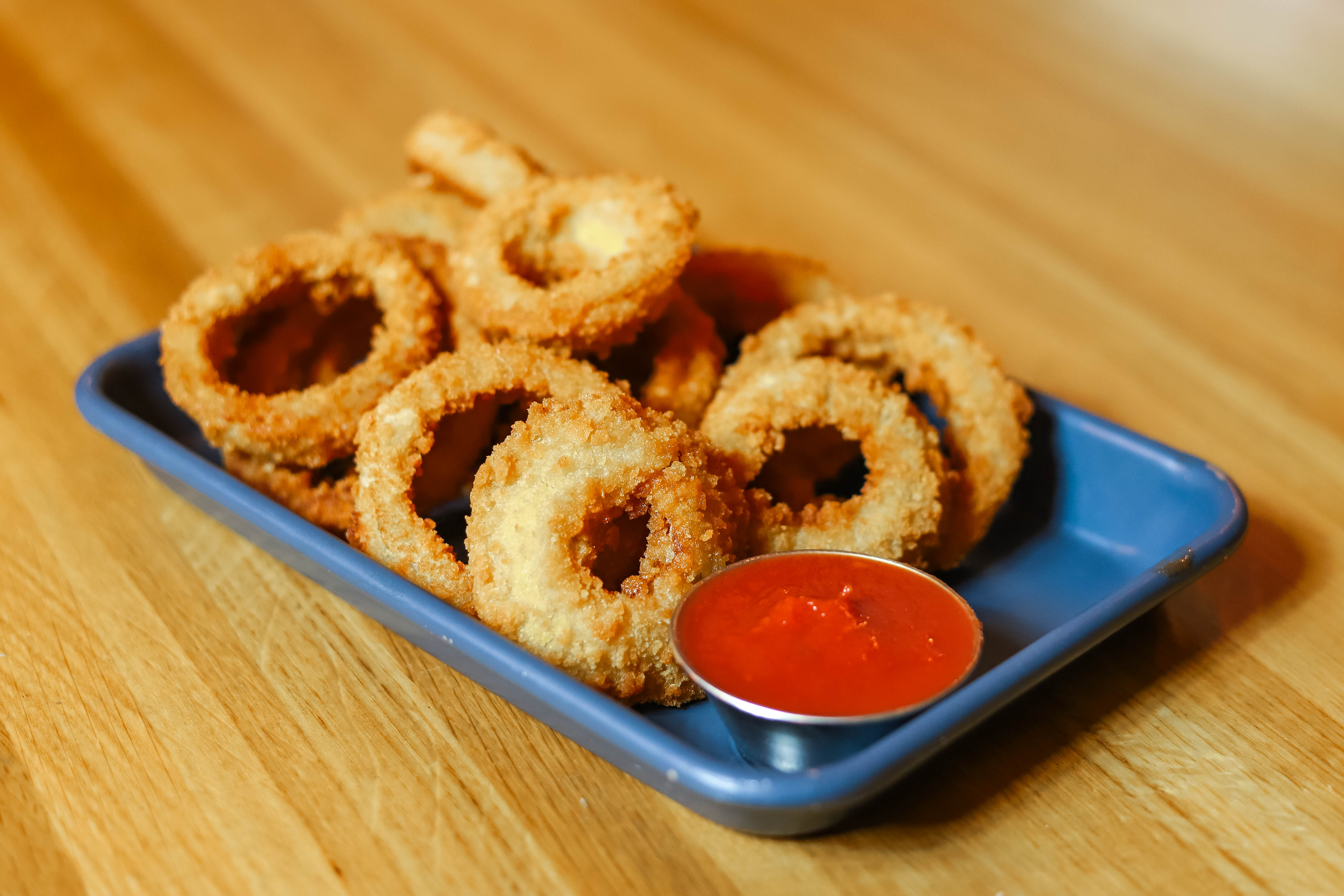 Order Onion Rings with Marinara food online from Santucci Original Square Pizza store, Ventnor City on bringmethat.com