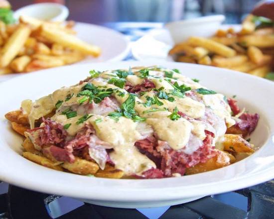 Order Reuben Fries food online from The Cracked Yolk store, Southampton on bringmethat.com