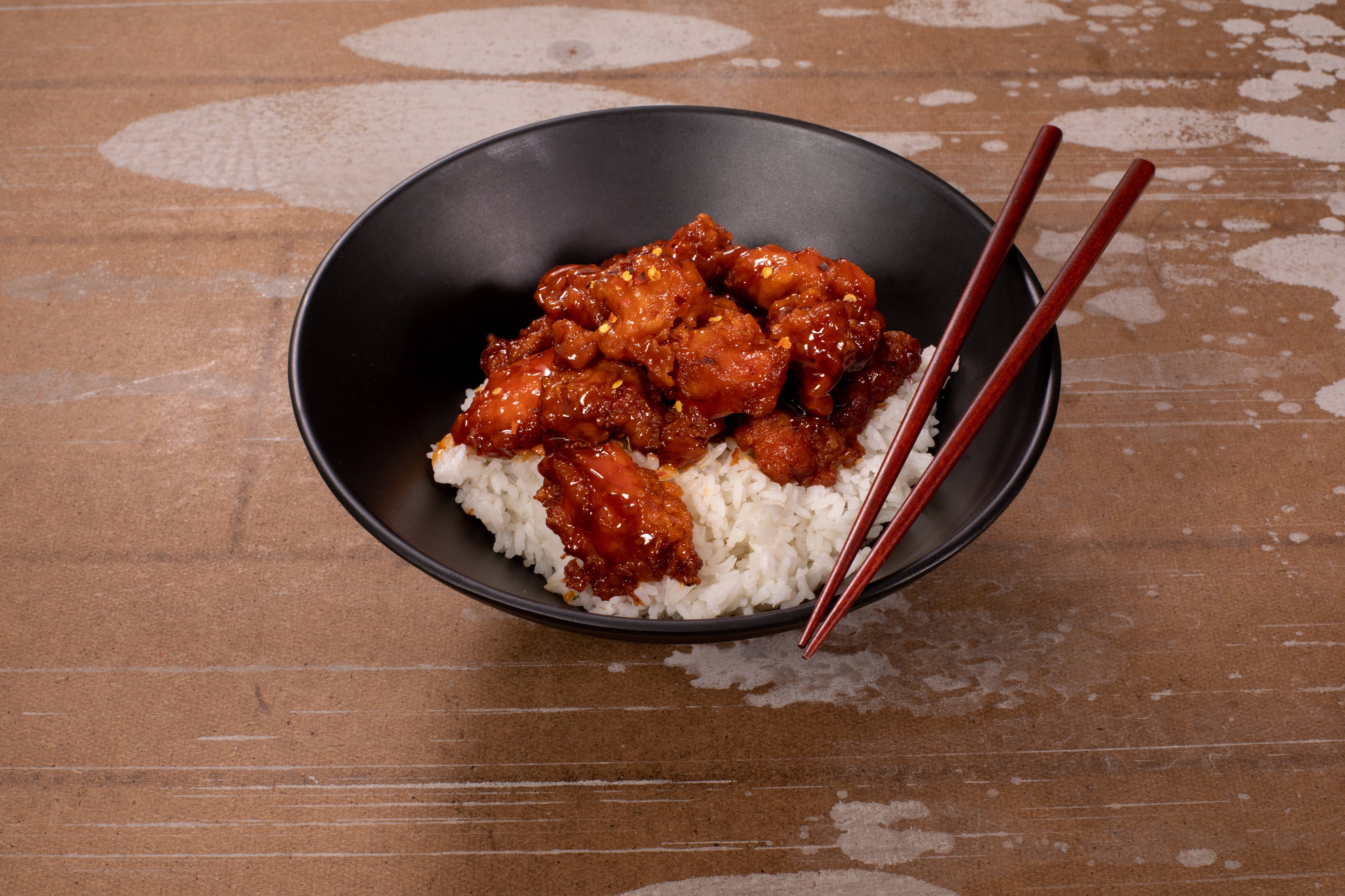Order 201. General Tso's Chicken food online from Bean Sprout store, San Antonio on bringmethat.com
