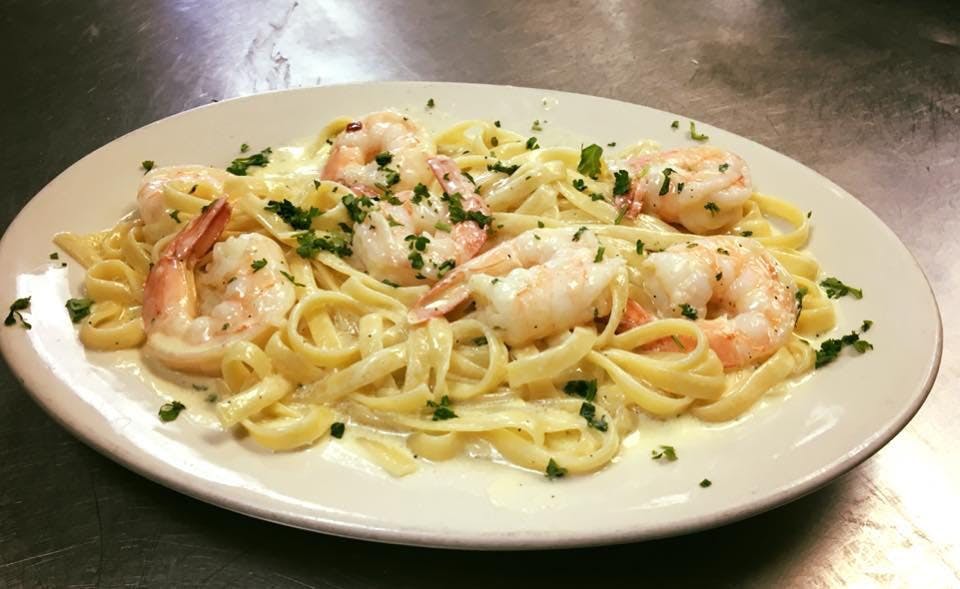 Order Shrimp Alfredo - Dinner food online from Mama Pizza III store, Coplay on bringmethat.com