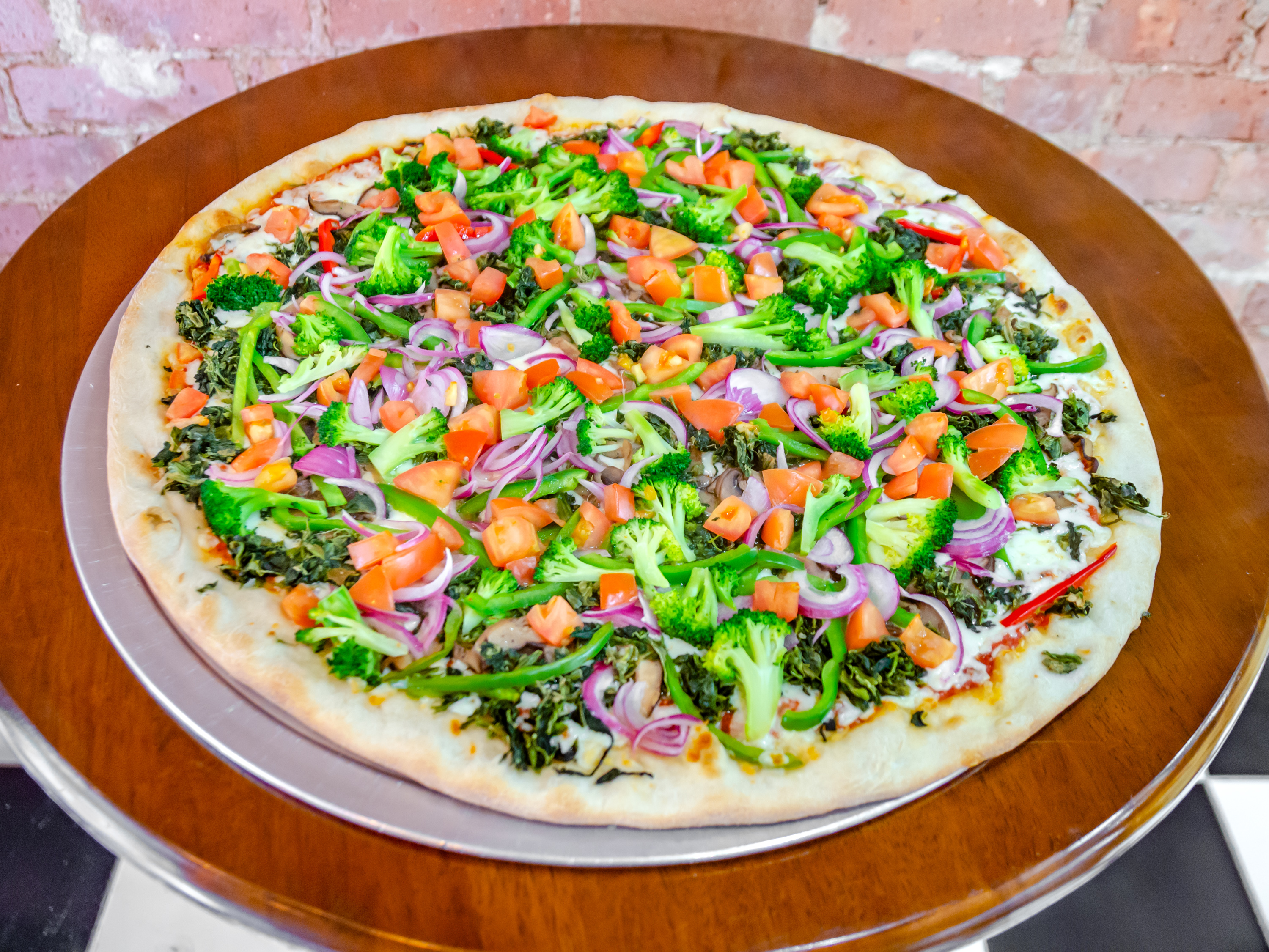 Order Ultimate Veggie Pizza food online from Trufa Pizzeria store, New York on bringmethat.com
