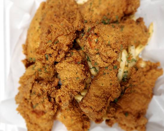 Order Golden Fried Finger Lick'N Wings food online from Da Seafood Connect store, Missouri City on bringmethat.com
