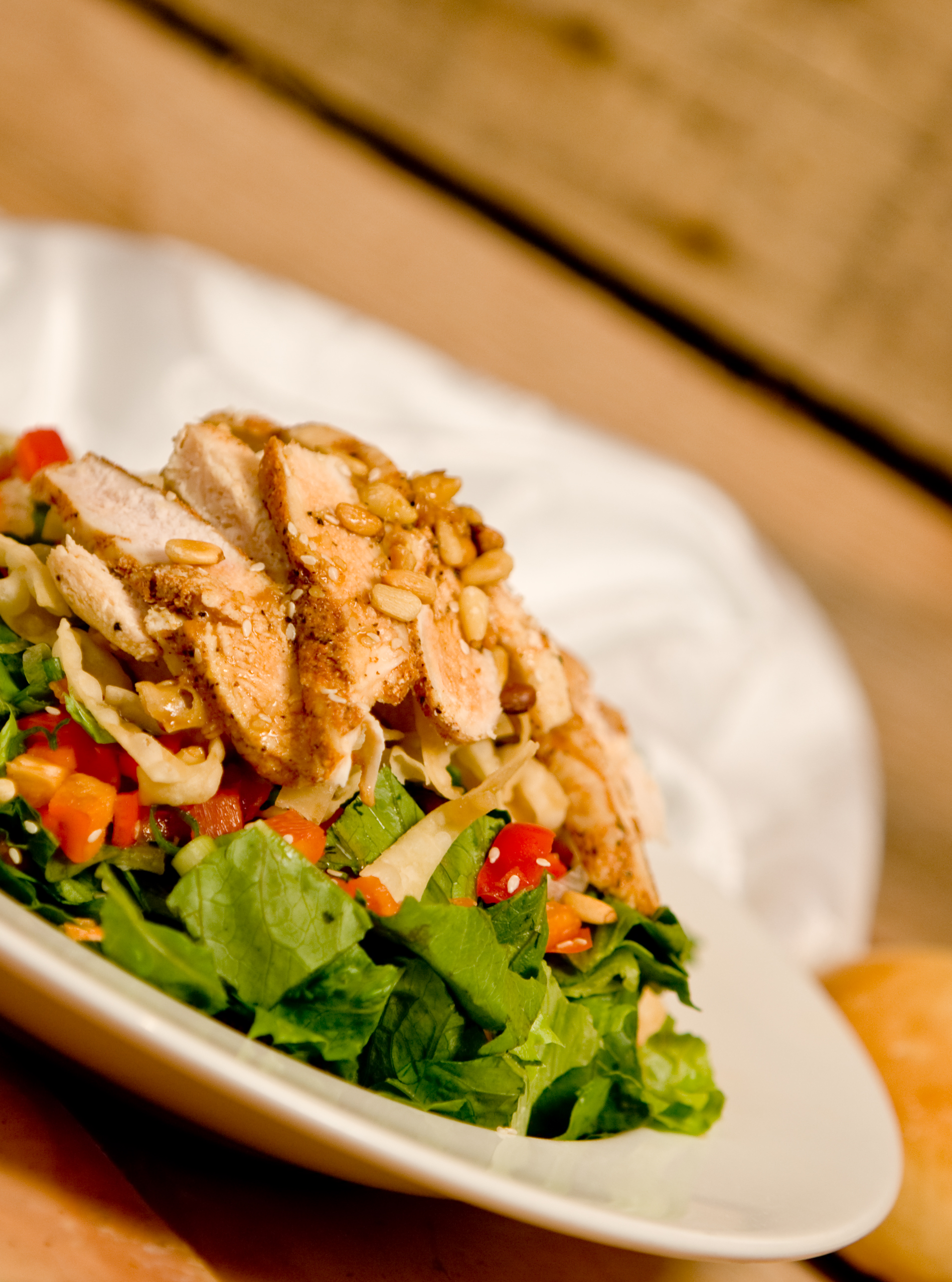 Order Sesame Chicken Salad food online from Selma Chicago Pizzeria store, Ladera Ranch on bringmethat.com
