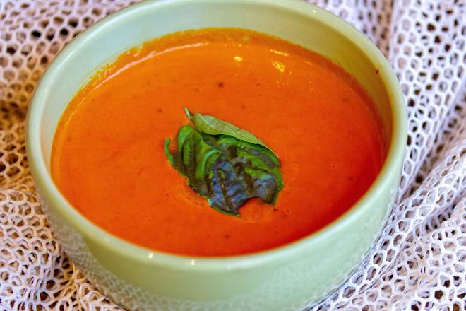 Order Tomato Basil Soup food online from Melt It! store, Pasadena on bringmethat.com