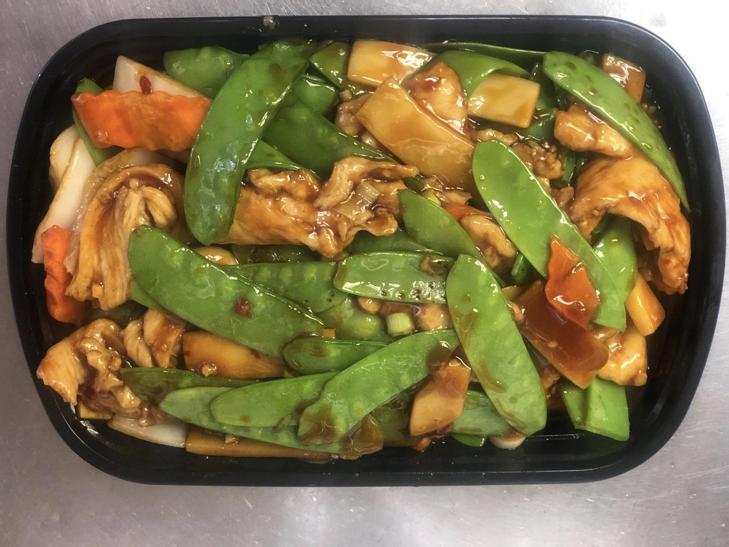 Order 65. Chicken with Snow Peas food online from Great Wall store, Rock Island on bringmethat.com