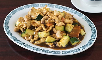 Order F2. Cashew Chicken food online from Wok Shop Cafe store, San Francisco on bringmethat.com