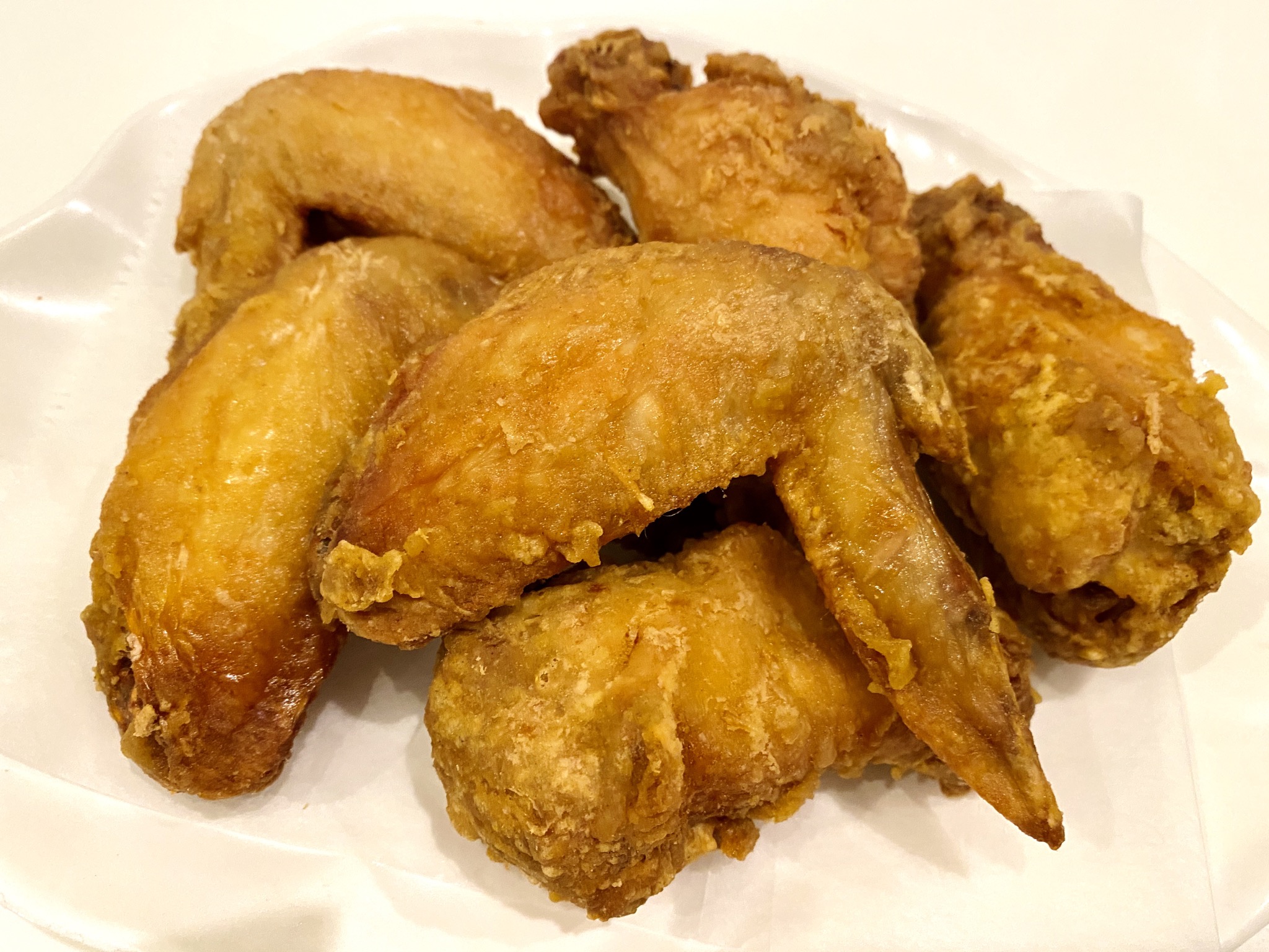 Order House Special Chicken Wings (6 piece) food online from Min Min Asian Cafe store, Chicago on bringmethat.com