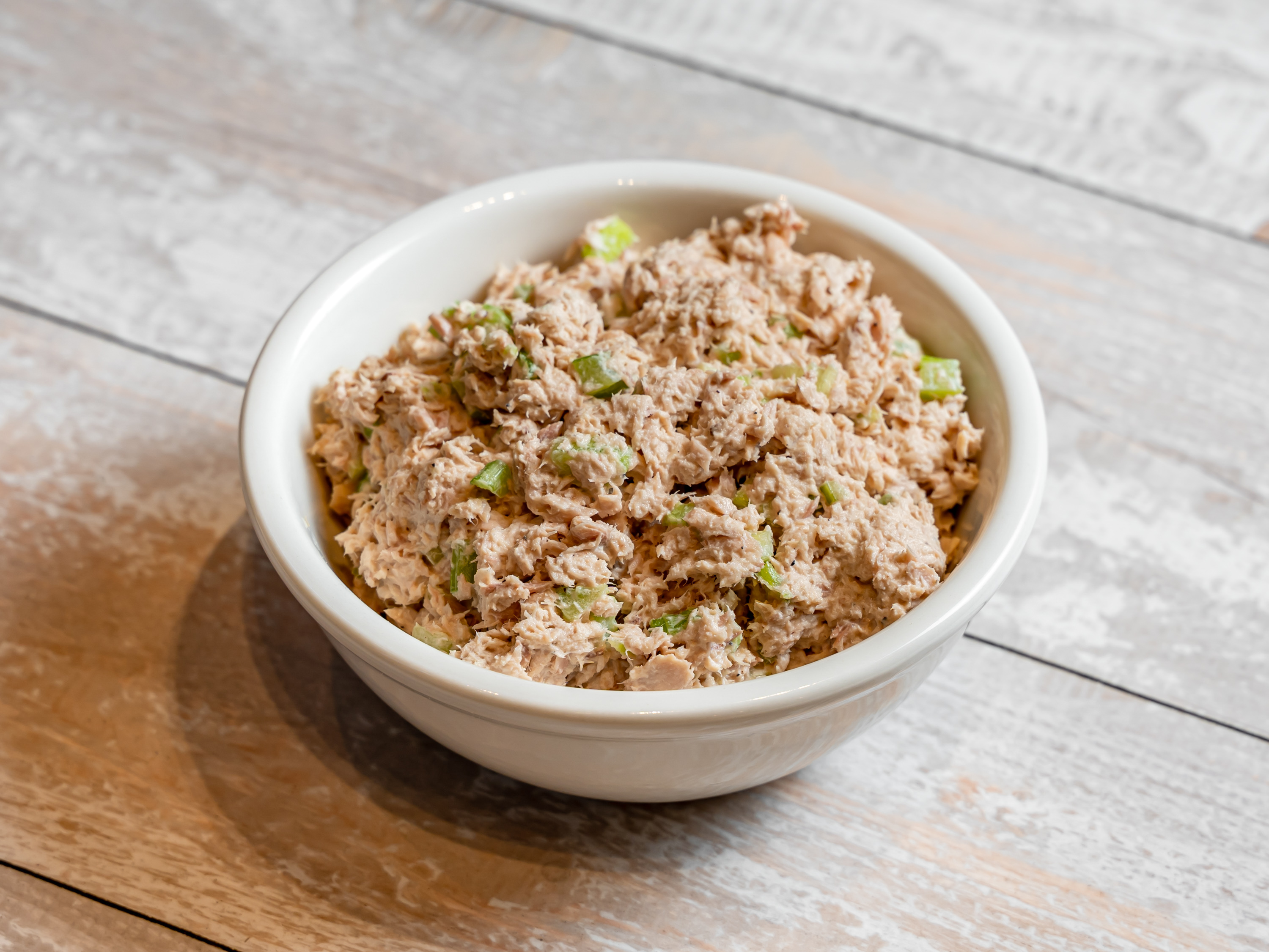 Order Tuna Side Salad food online from Cafe Metro store, New York on bringmethat.com