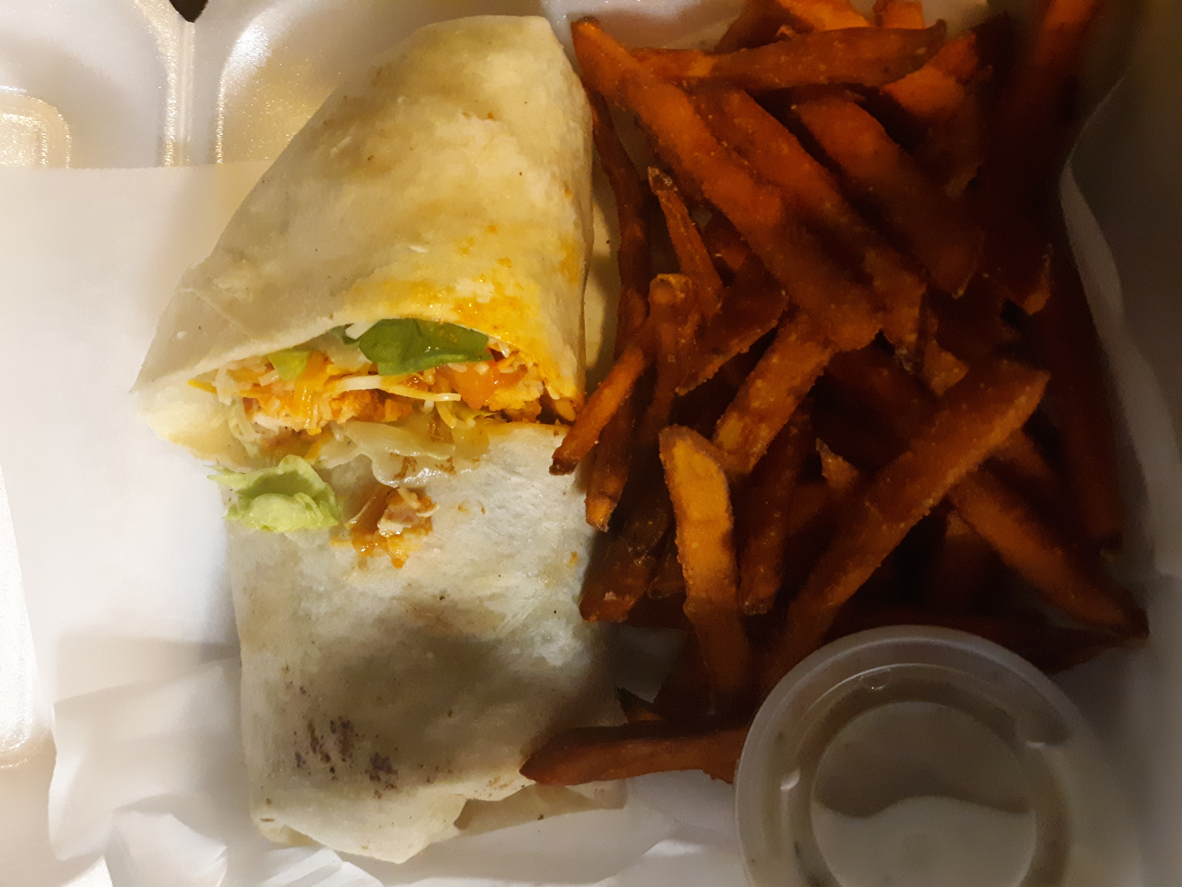Order Spicy Chicken Wrap food online from Boozie Bar & Grille store, Davenport on bringmethat.com