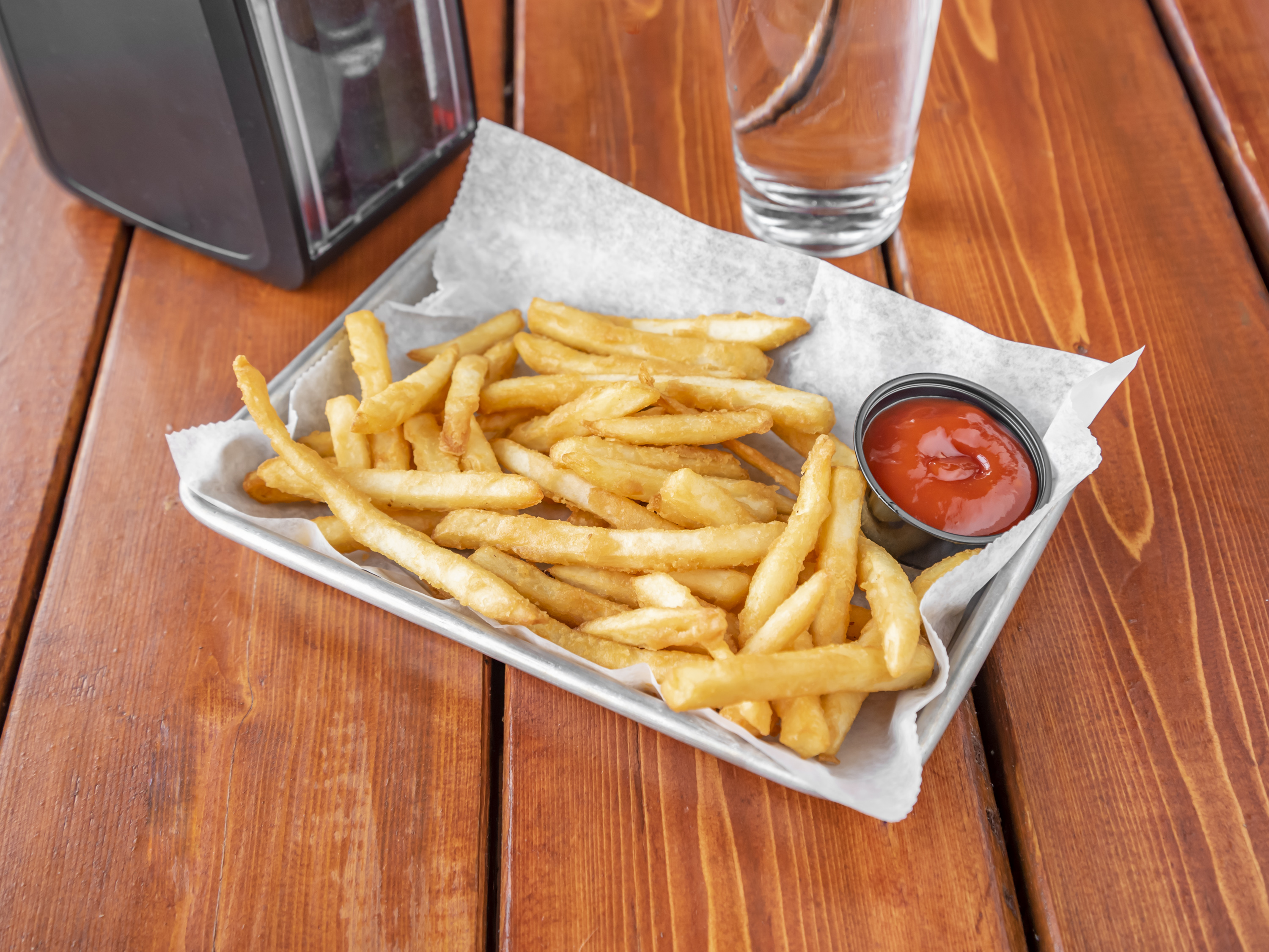 Order French Fries food online from Player 2 store, Green Bay on bringmethat.com