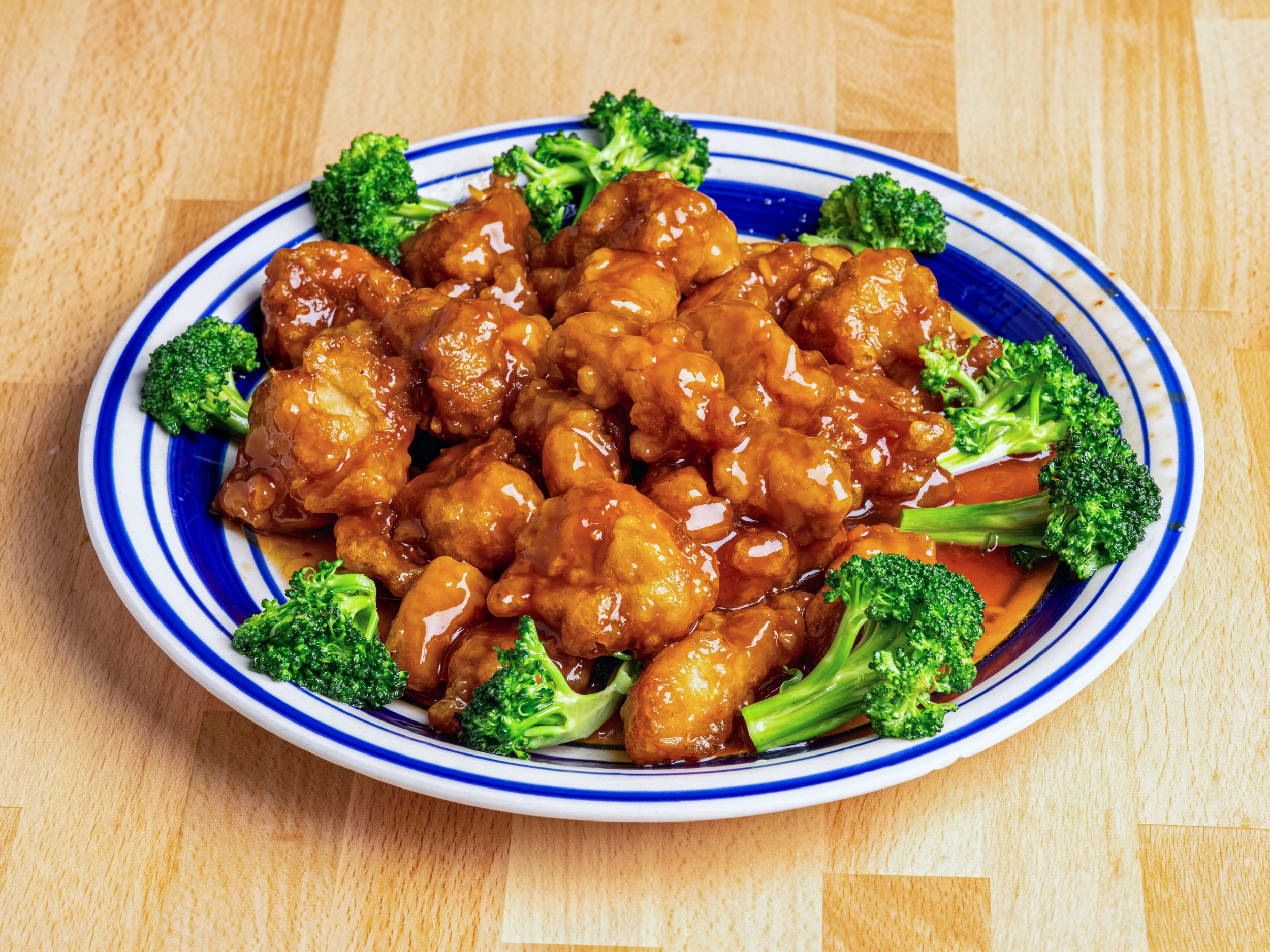 Order 2. Orange Chicken food online from Buffet Dynasty store, Forest Grove on bringmethat.com