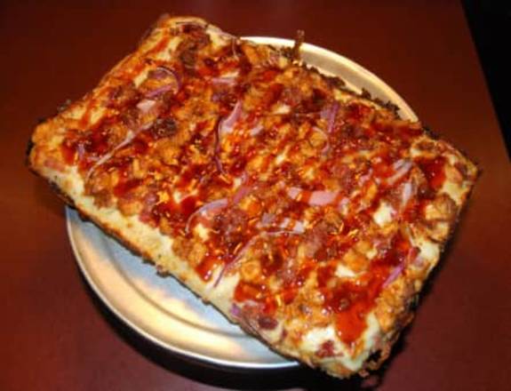 Order Detroit Style BBQ Bianca food online from Pizzapapalis store, Toledo on bringmethat.com