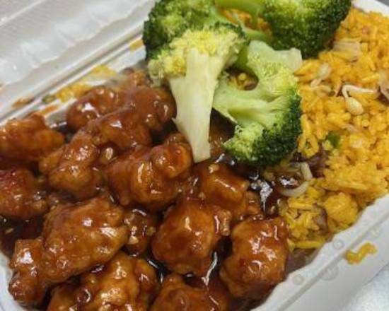 Order General Tso's Chicken Combo food online from New Rainbow Restaurant store, New York on bringmethat.com