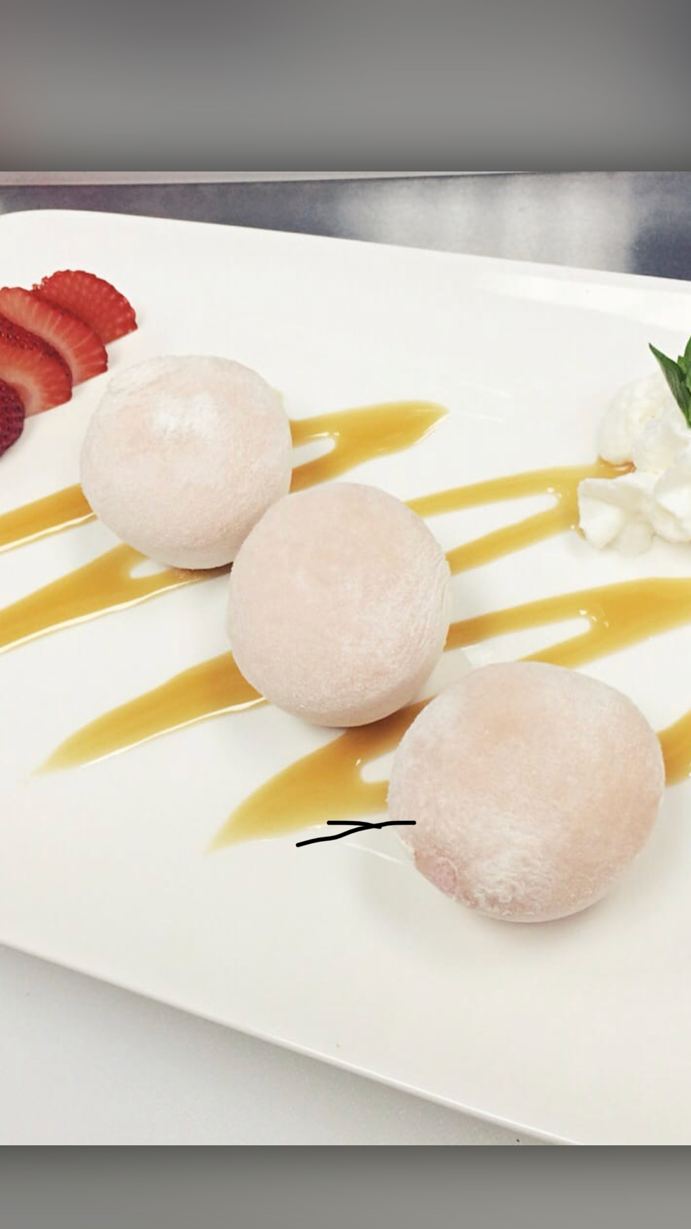 Order Mochi Ice Cream 3 Pieces  food online from Thai Aroy Dee store, Drexel Hill on bringmethat.com