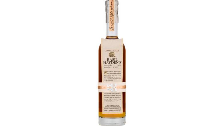 Order Basil Hayden’S Kentucky Straight Bourbon Whiskey food online from Waldi Discount Liquor store, Ansonia on bringmethat.com