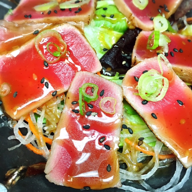 Order Tuna Tataki Salad food online from Panida thai & sushi bar store, Rockville on bringmethat.com
