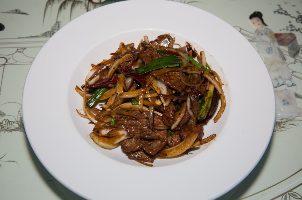 Order Mongolian Beef food online from Uncle Yips Seafood and Dim Sum store, Cincinnati on bringmethat.com