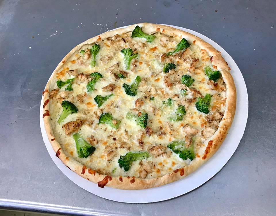 Order Chicken Broccoli Alfredo Pizza food online from Nick's Place store, Lexington on bringmethat.com