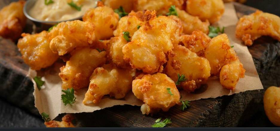 Order Fried Cheese Curds food online from The Pizza Cutters store, Syracuse on bringmethat.com