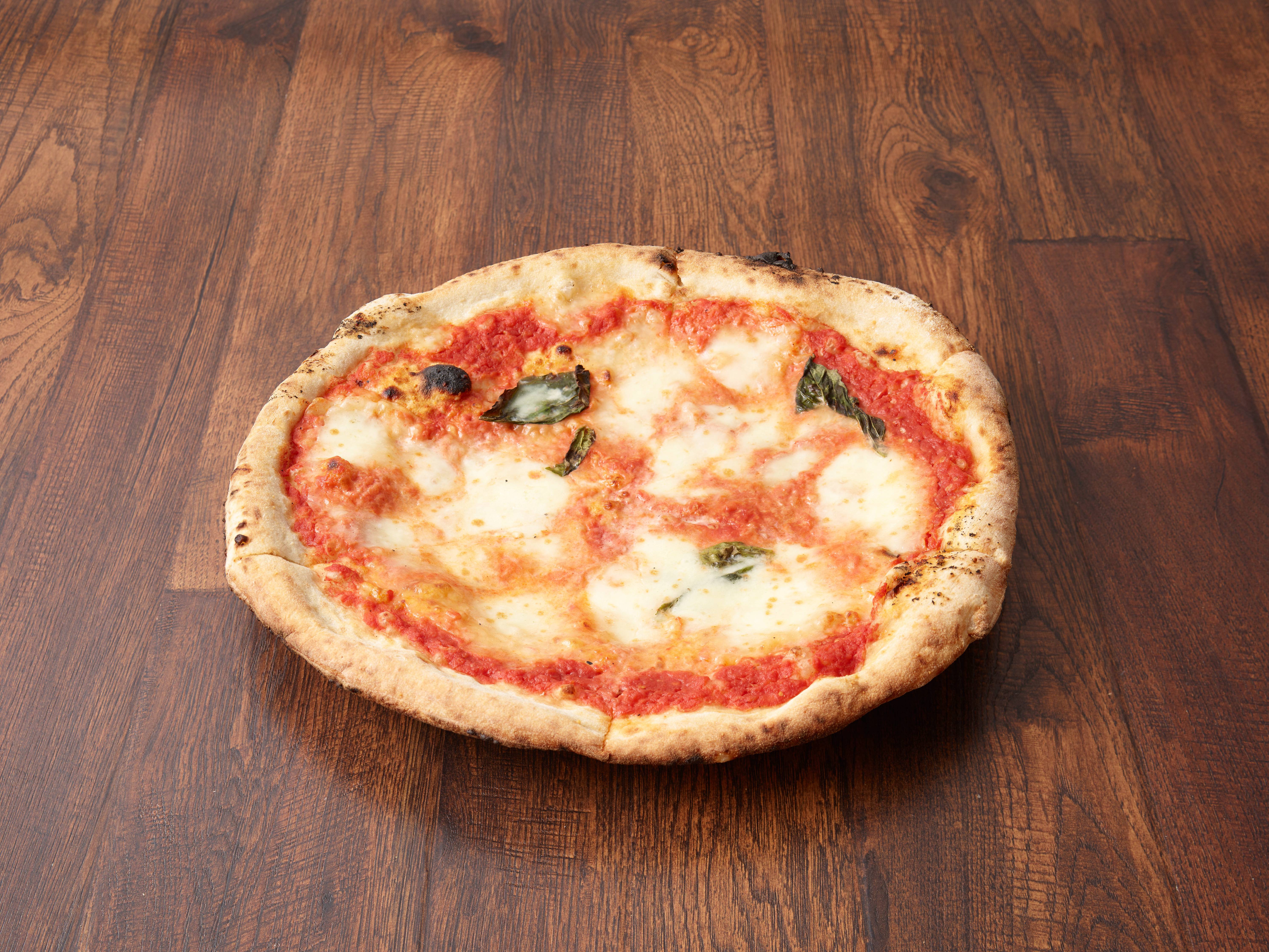 Order Margherita Pizza food online from Limoncello Pizzeria Napolitana store, Prescott on bringmethat.com