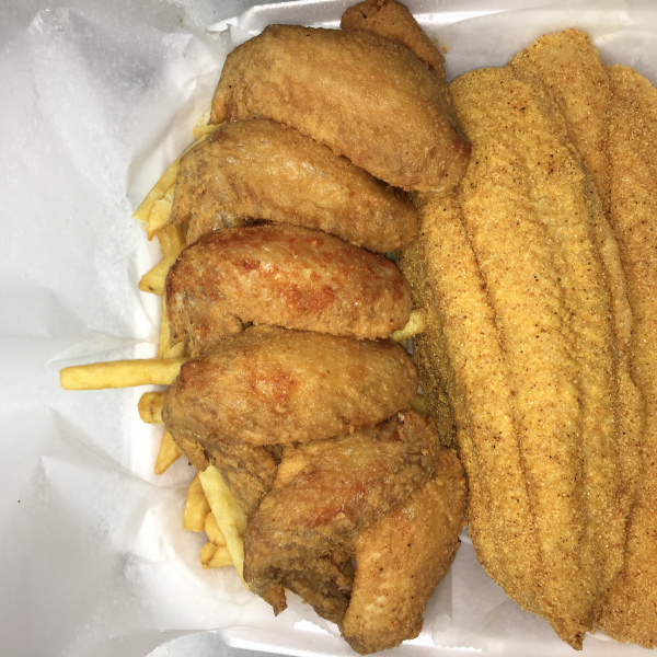 Order Dinner Combo food online from Sharks Fish & Chicken store, Chicago on bringmethat.com