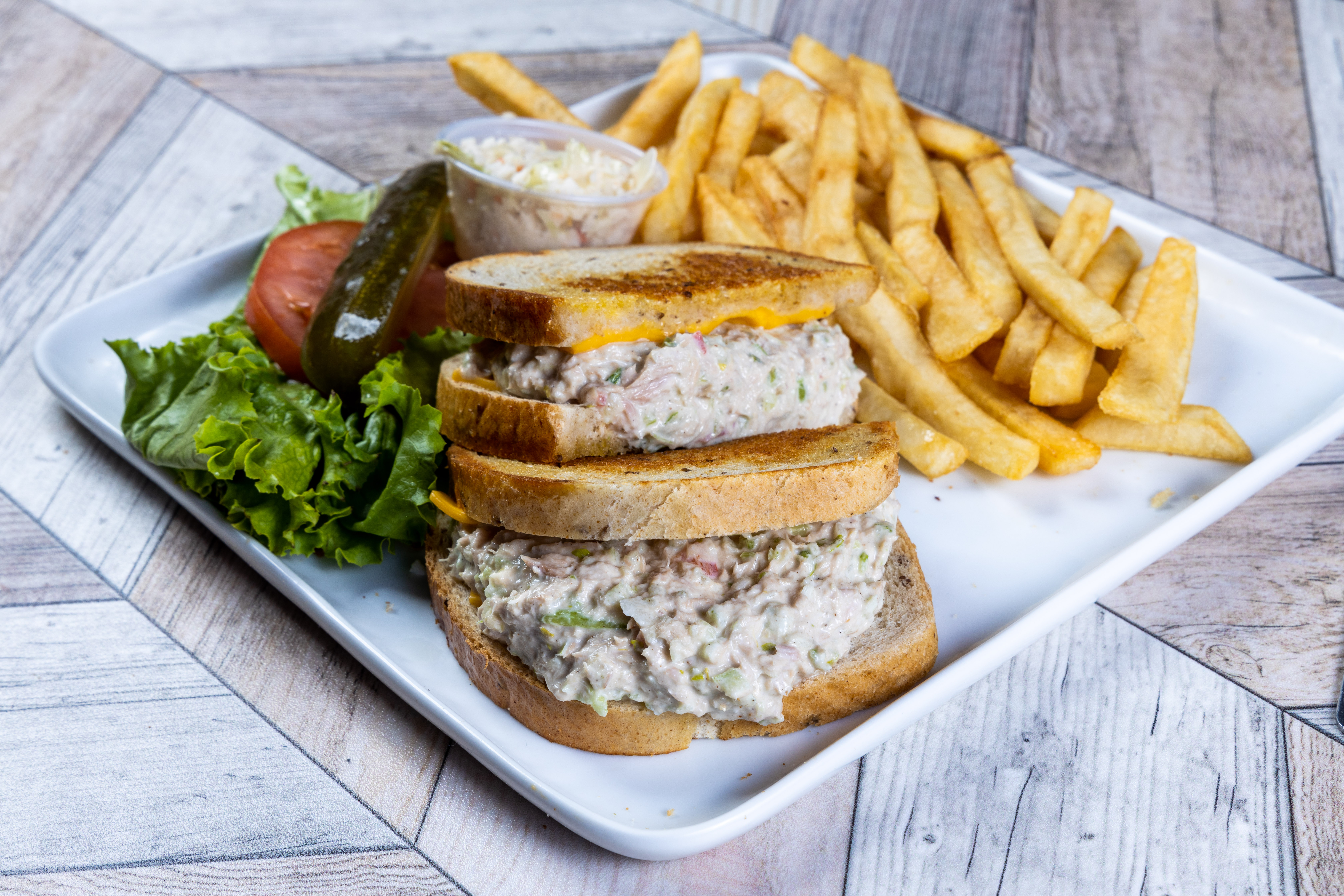 Order Tuna Melt  food online from Top View Restaurant store, Chicago on bringmethat.com