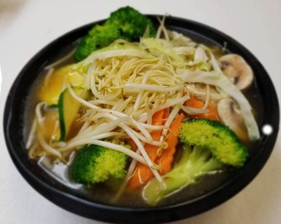 Order Vegetable Ramen food online from Oishi Teriyaki & Sushi store, Paramount on bringmethat.com