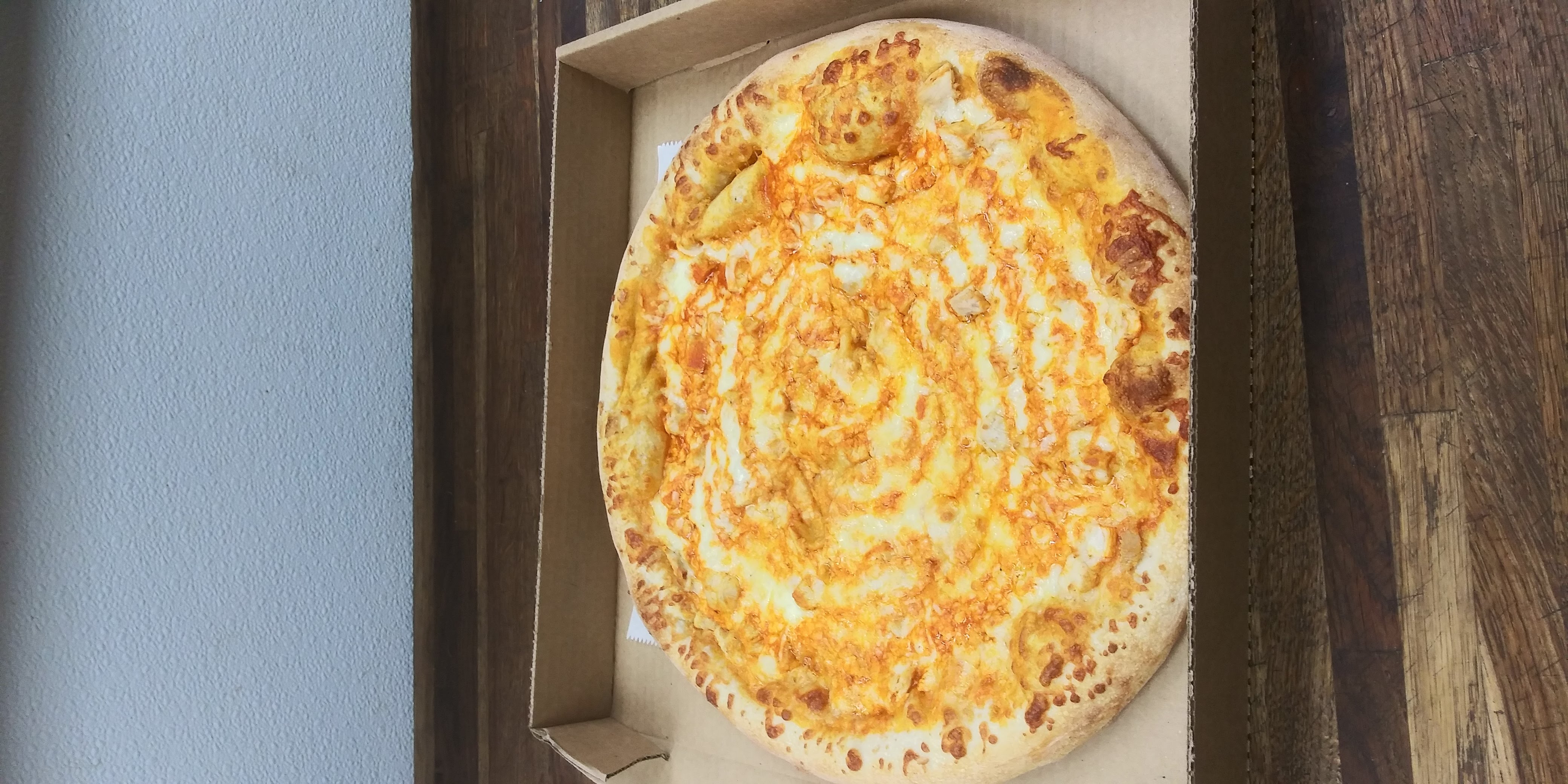 Order Buffalo Chicken Pizza food online from Pizza Italia store, Pittsburgh on bringmethat.com