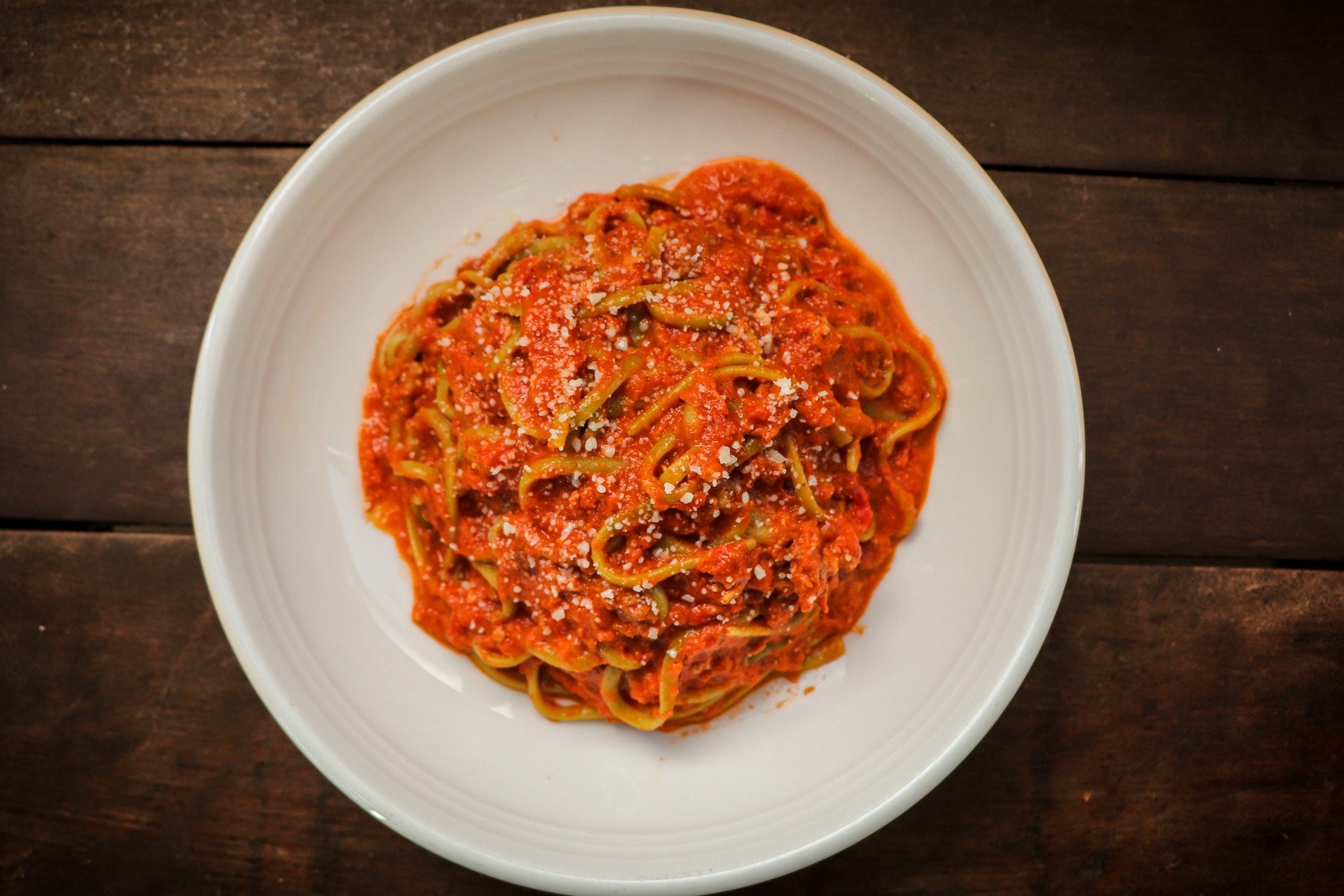 Order LINGUINI BOLOGNESE food online from Pitfire Artisan Pizza store, Pasadena on bringmethat.com
