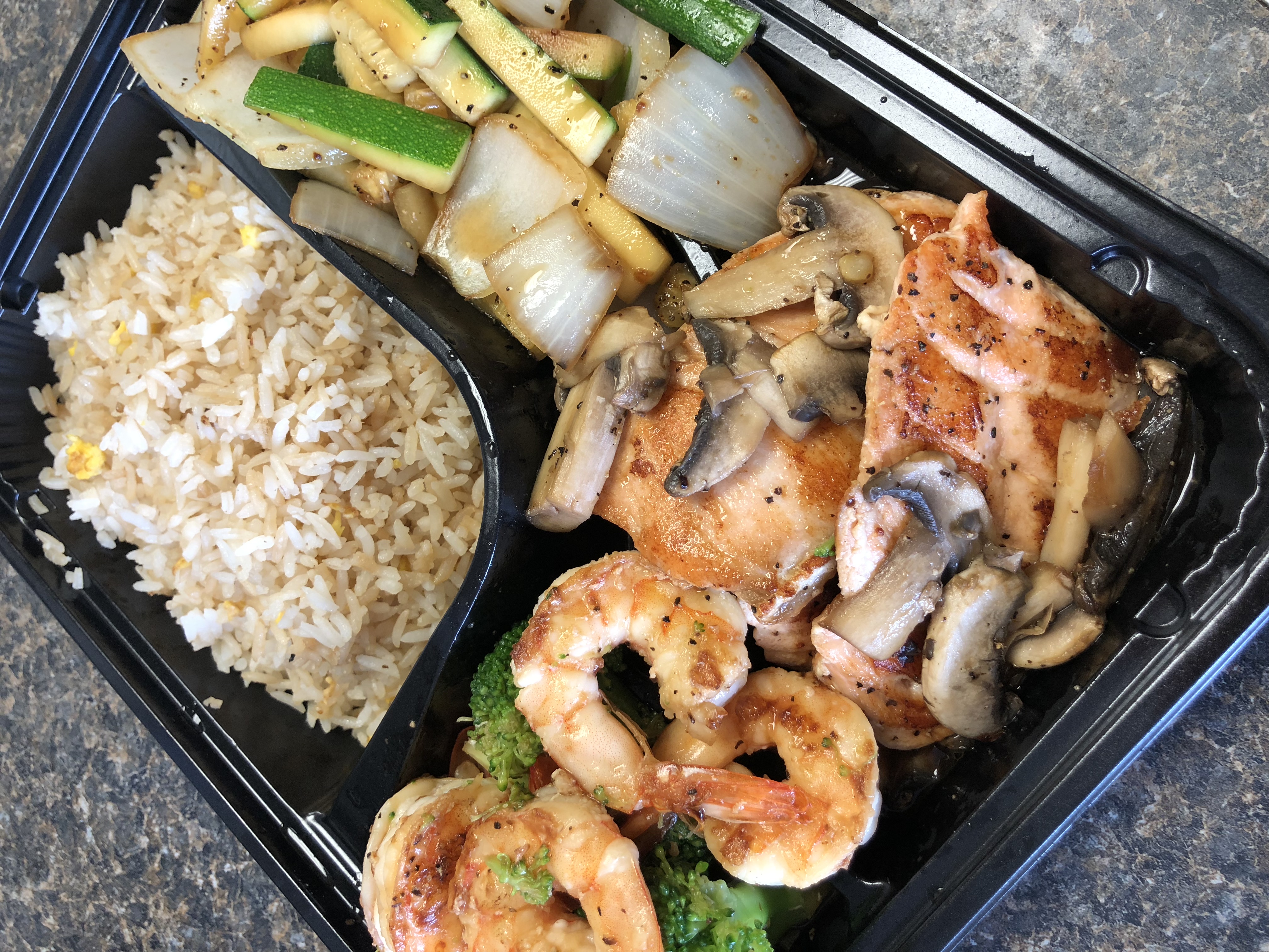 Order E14. Hibachi Salmon and Jumbo Shrimp food online from Hibachi Express store, Philadelphia on bringmethat.com