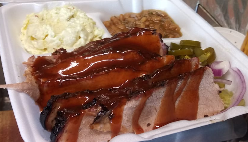 Order Brisket Plate food online from Guillorys Bar B Que store, Houston on bringmethat.com