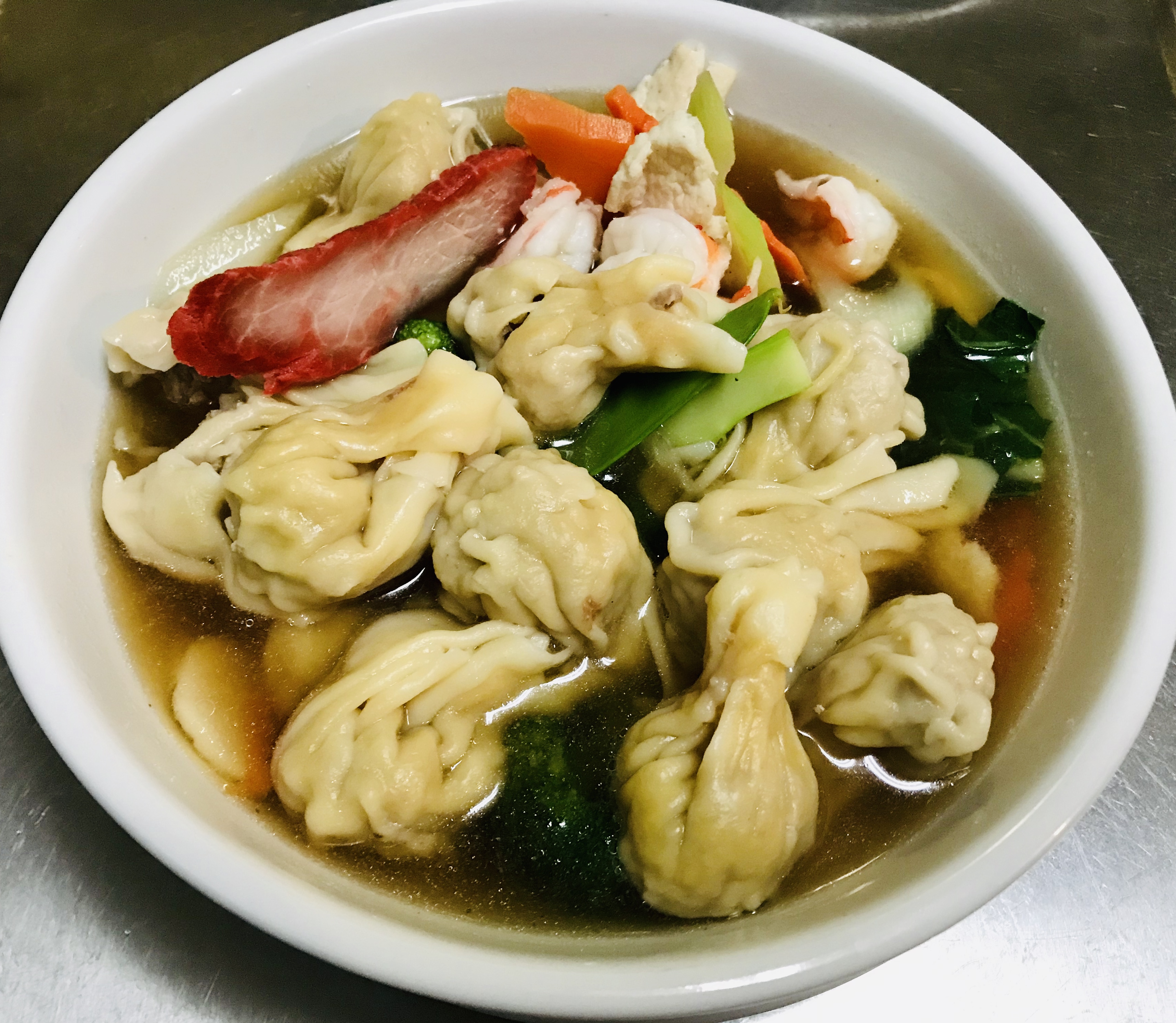 Order Wor Wonton Soup food online from Rainbow House store, Albany on bringmethat.com