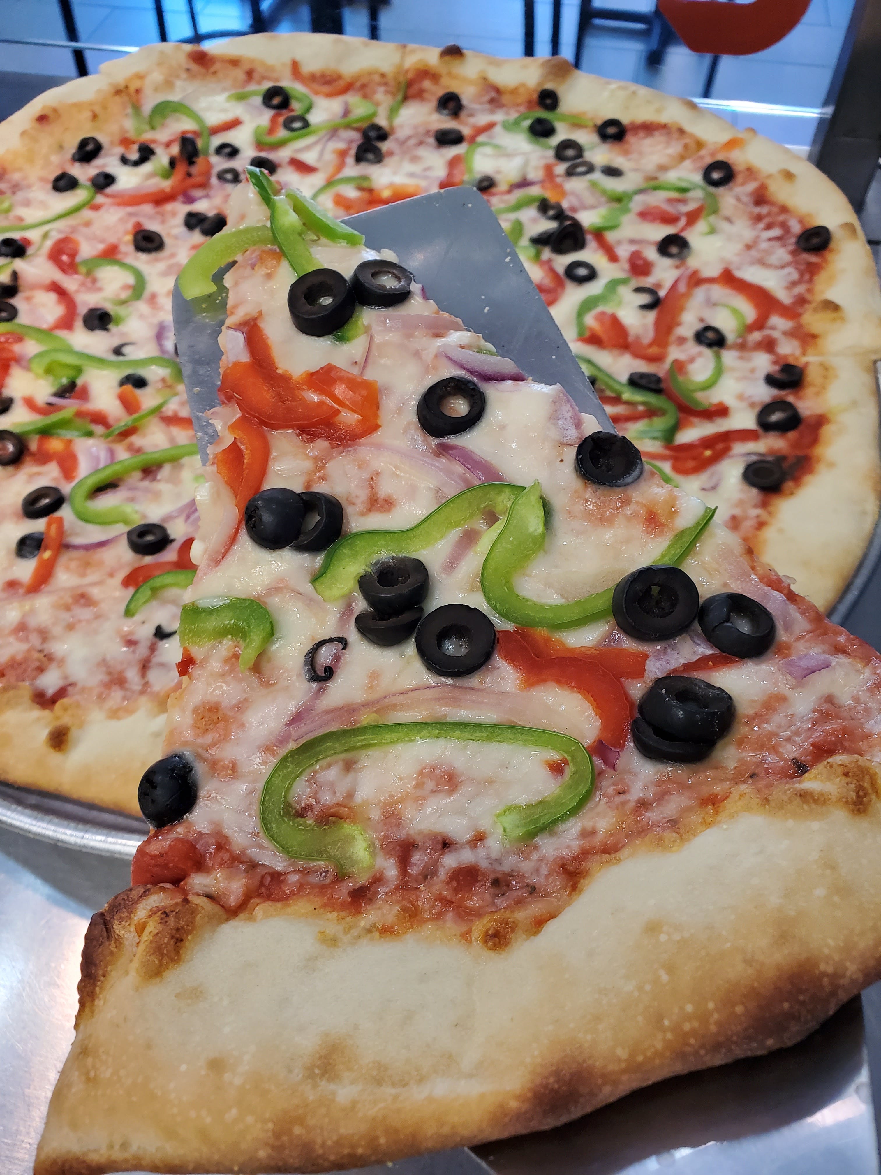 Order Veggie Pizza - 16" food online from Slices On Mill store, Tempe on bringmethat.com