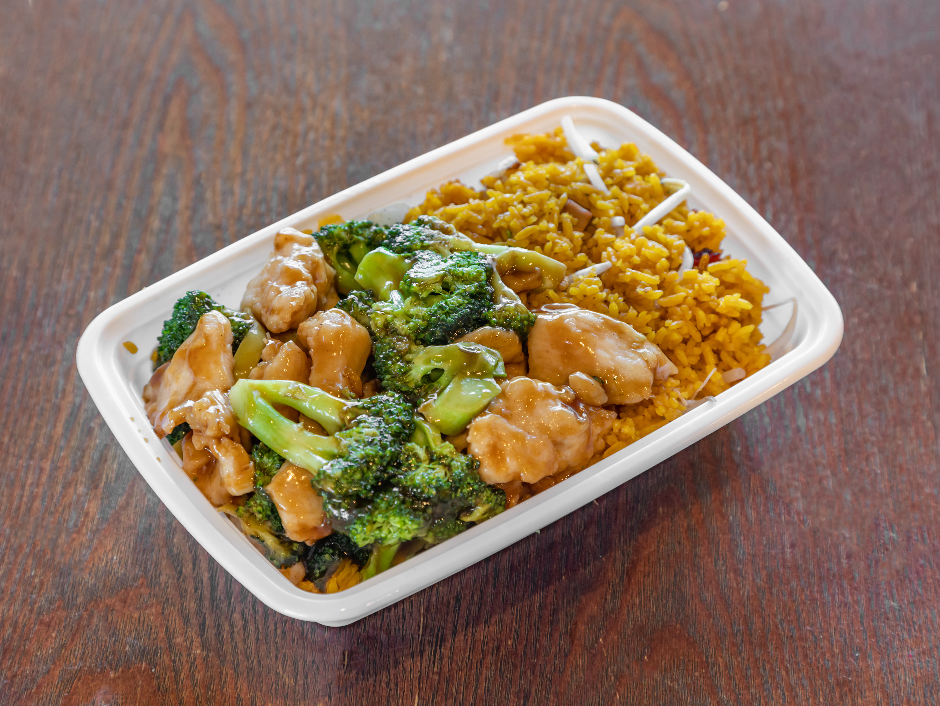 Order C13. Chicken with Broccoli Combination Dinner food online from Green Jade Chinese Food store, Walden on bringmethat.com