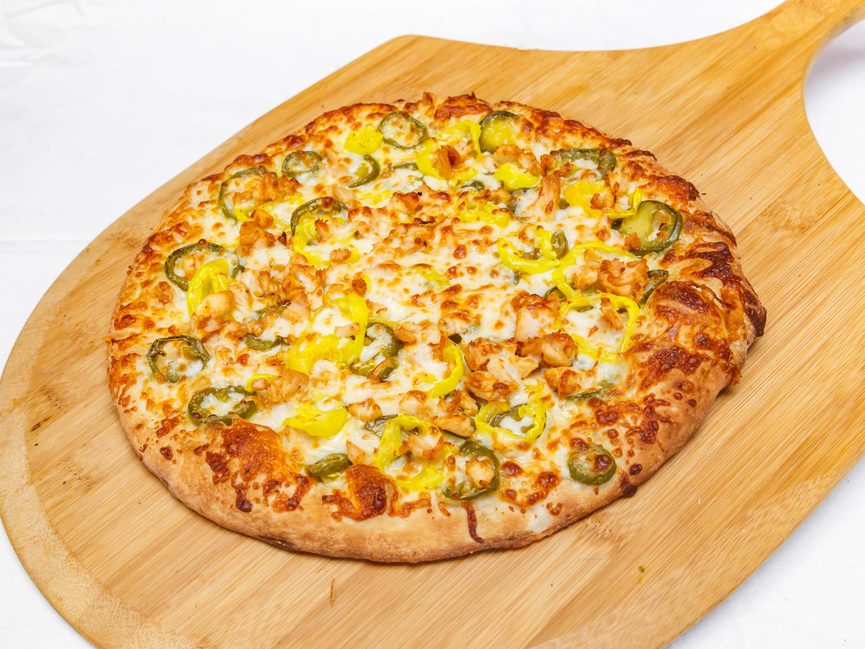 Order Spicy Chicken Pizza food online from Pizza pronto store, Pittsburgh on bringmethat.com