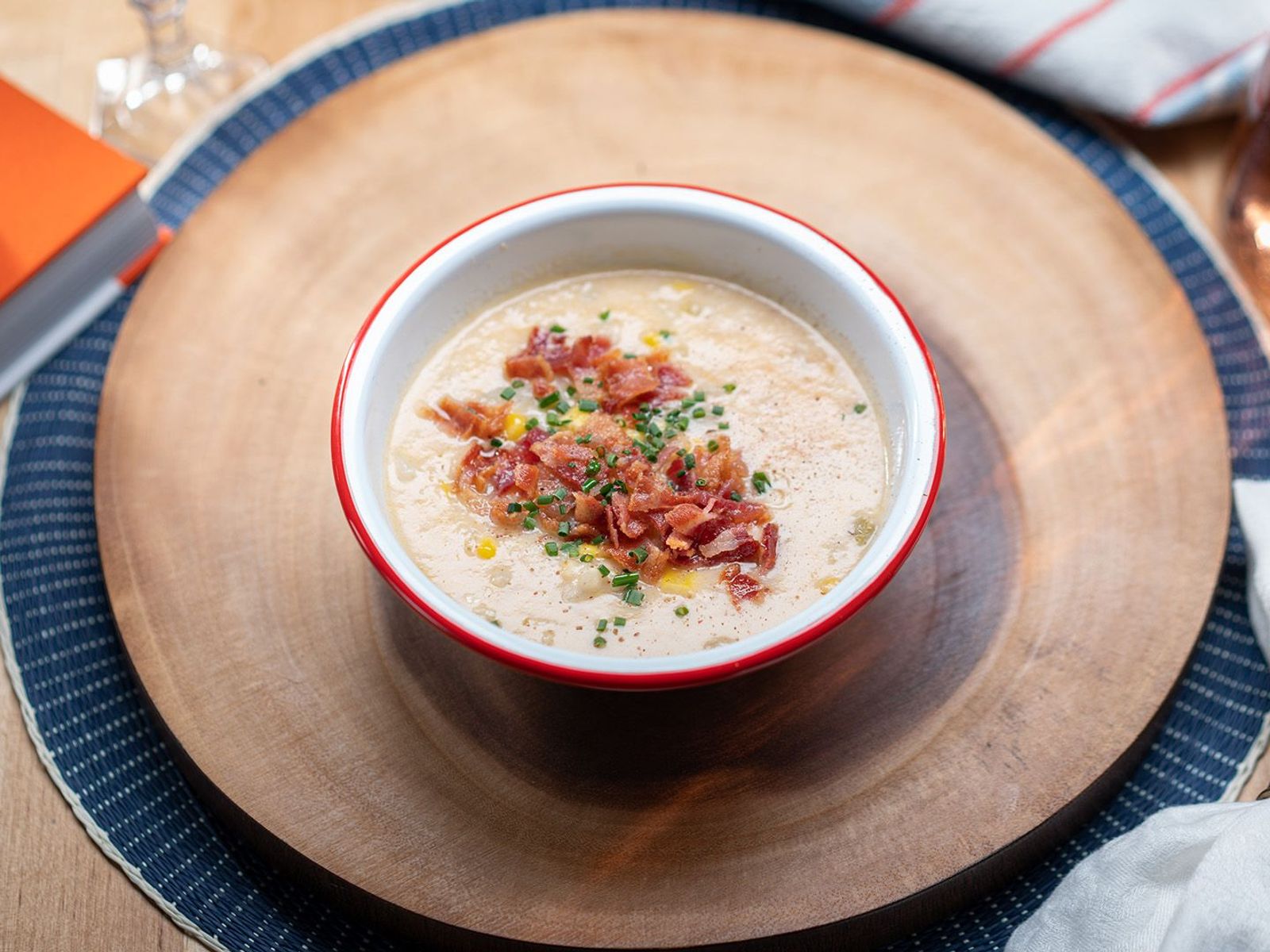 Order Corn Chowder With Chive + Bacon food online from Cheebo store, Los Angeles on bringmethat.com