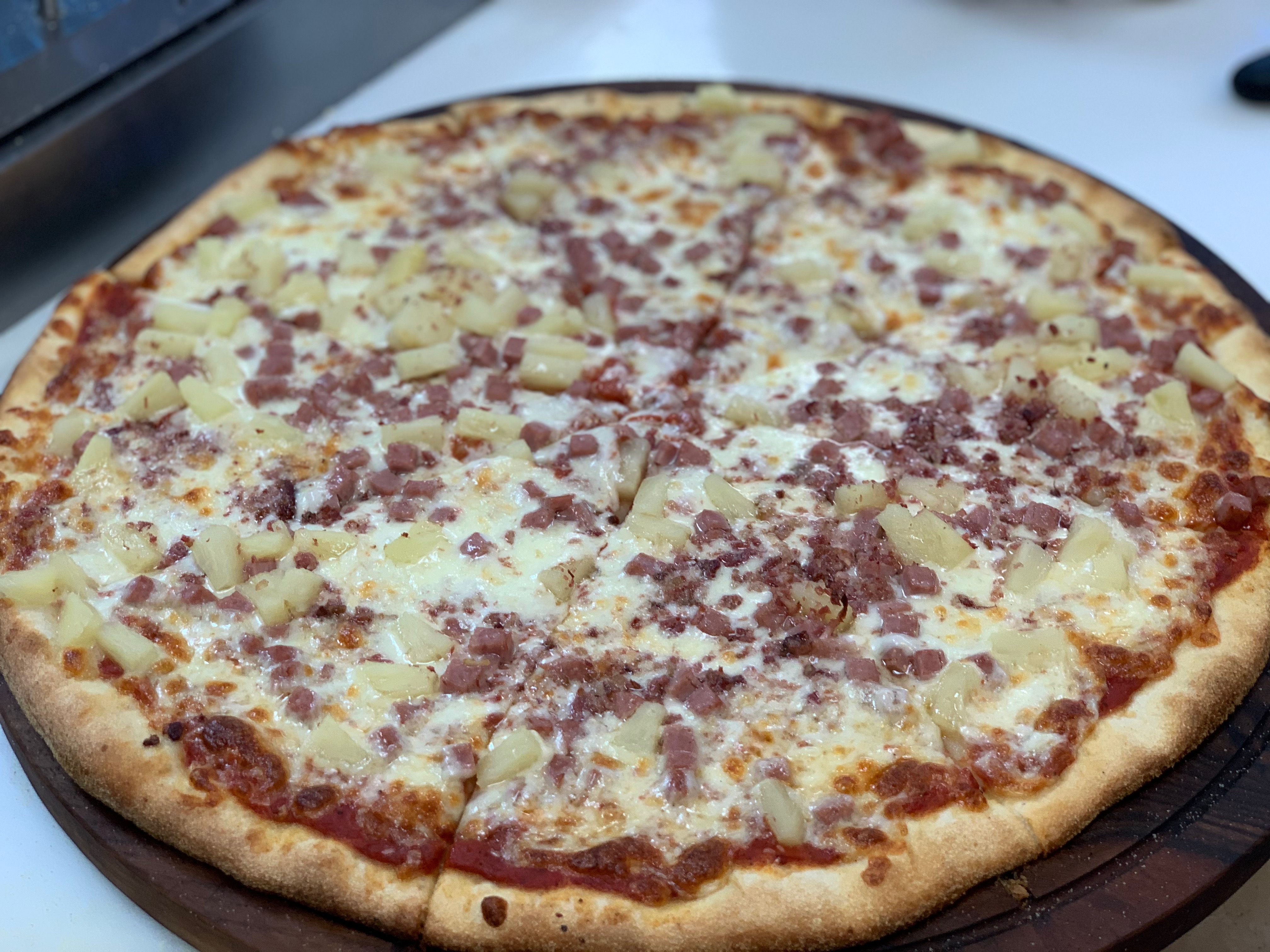 Order Hawaiian Pizza food online from 204 Grill Pizza and Subs store, Virginia Beach on bringmethat.com