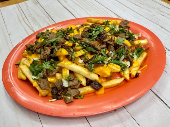 Order Carne Asada Fries food online from Una Mas store, Los Gatos on bringmethat.com
