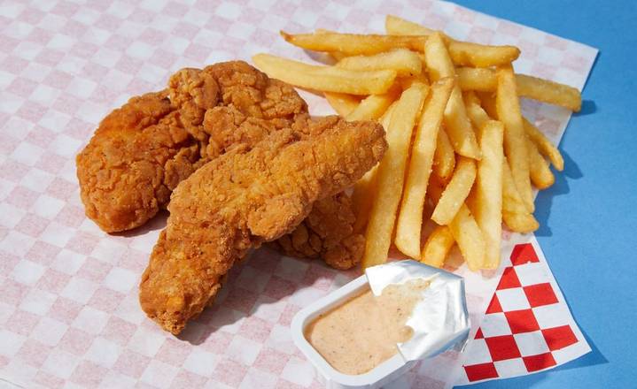 Order The Layup food online from SnapBack Chicken Tenders And Mac store, Raleigh on bringmethat.com