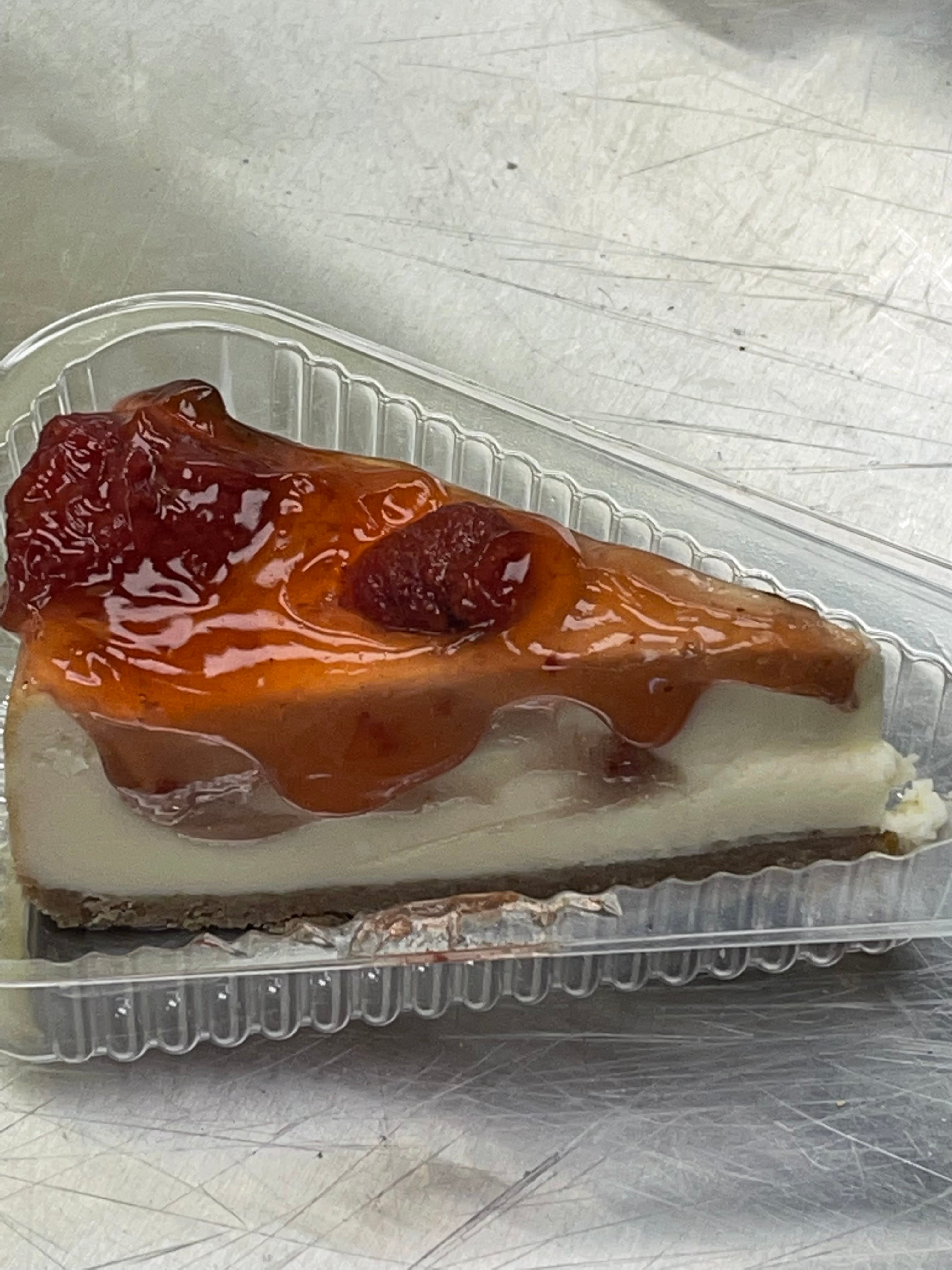 Order Strawberry Cheesecake - Desserts food online from Mr Chicken & Fish store, Columbus on bringmethat.com