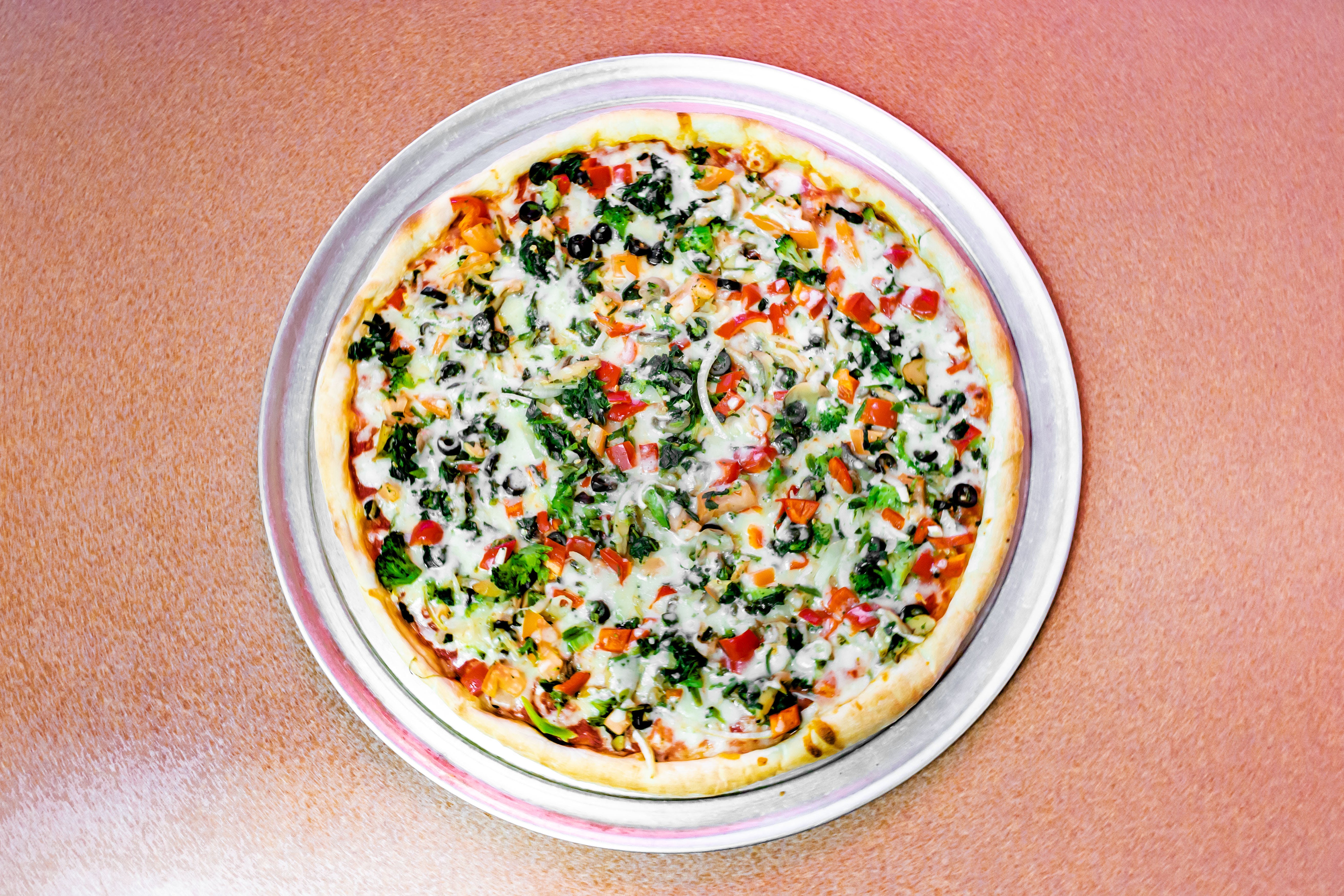 Order Vegetarian Pizza - Small 12" (Personal) food online from I Love NY Pizza store, Yonkers on bringmethat.com