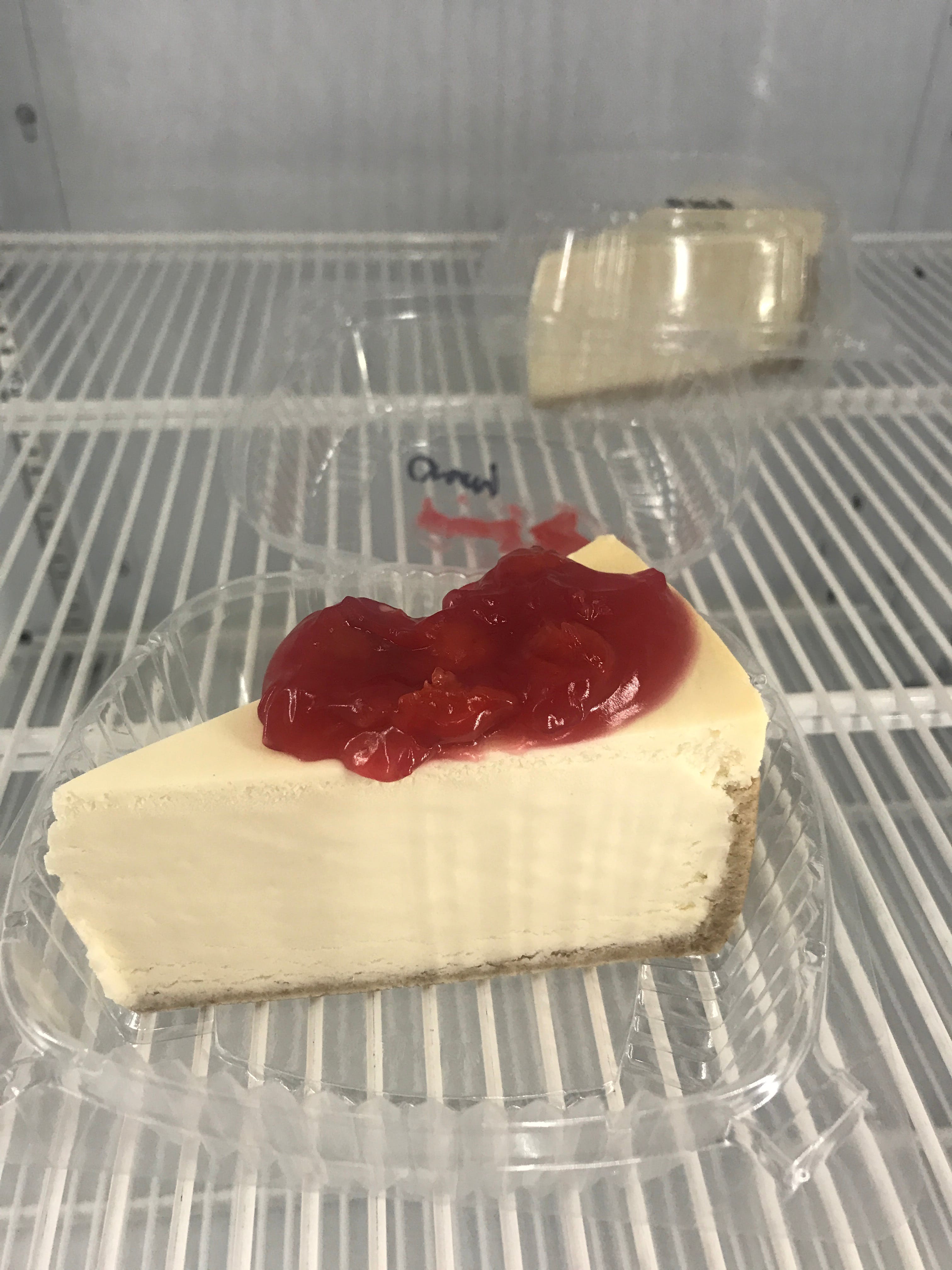 Order Cherry Cheesecake - Dessert food online from Level Up Pizza & Grill store, Columbia on bringmethat.com