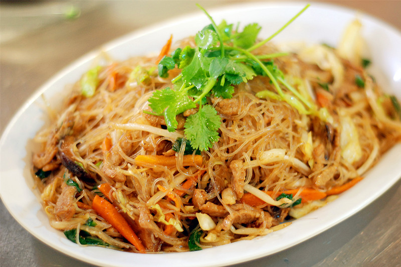 Order Stir-Fry Pork Rice Noodle 台式豬肉炒米粉 food online from 101 Taiwanese store, Reno on bringmethat.com