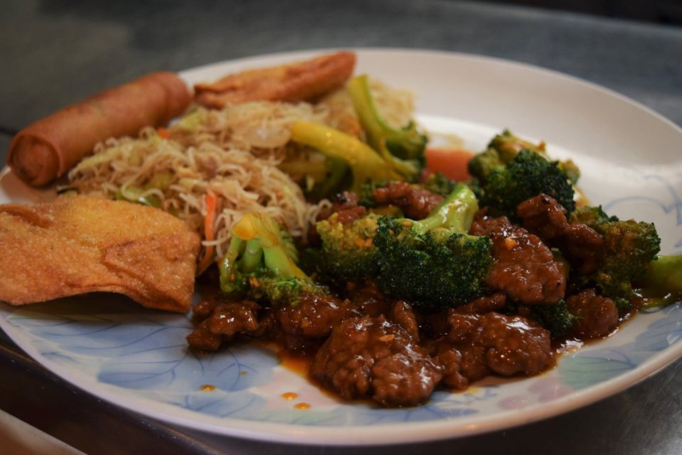 Order #503. Beef with Broccoli food online from Ying Cafe store, Watauga on bringmethat.com