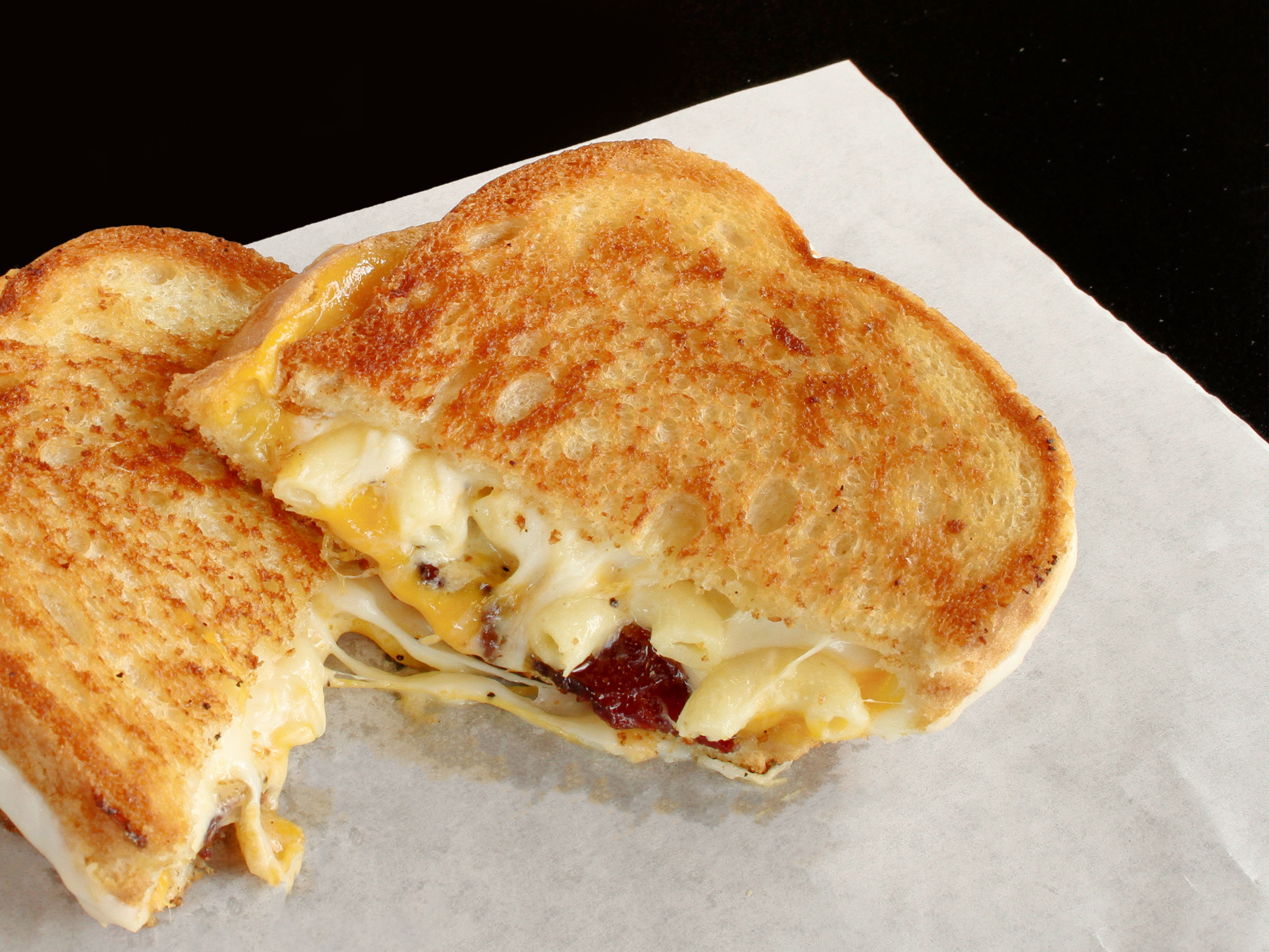 Order The Bacon Mac and Chee food online from Tom+Chee store, Oklahoma City on bringmethat.com