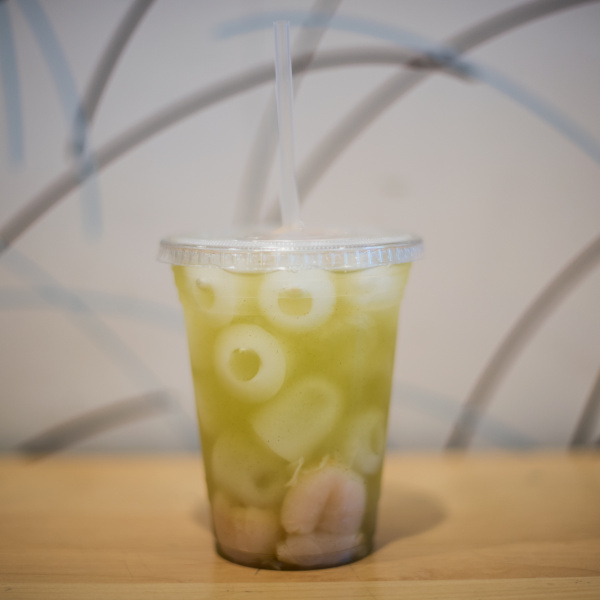 Order Iced Lychee Green Tea food online from Banh Mi Zon store, New York on bringmethat.com
