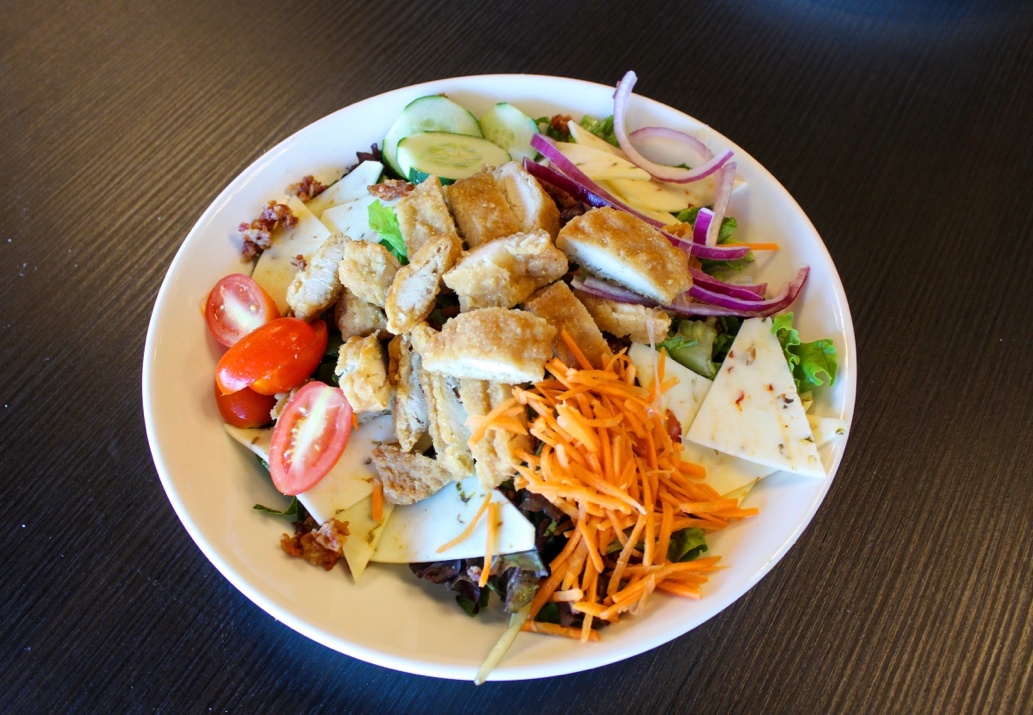 Order Crispy Chicken Salad food online from Junior's Bar and Grill store, Albany on bringmethat.com