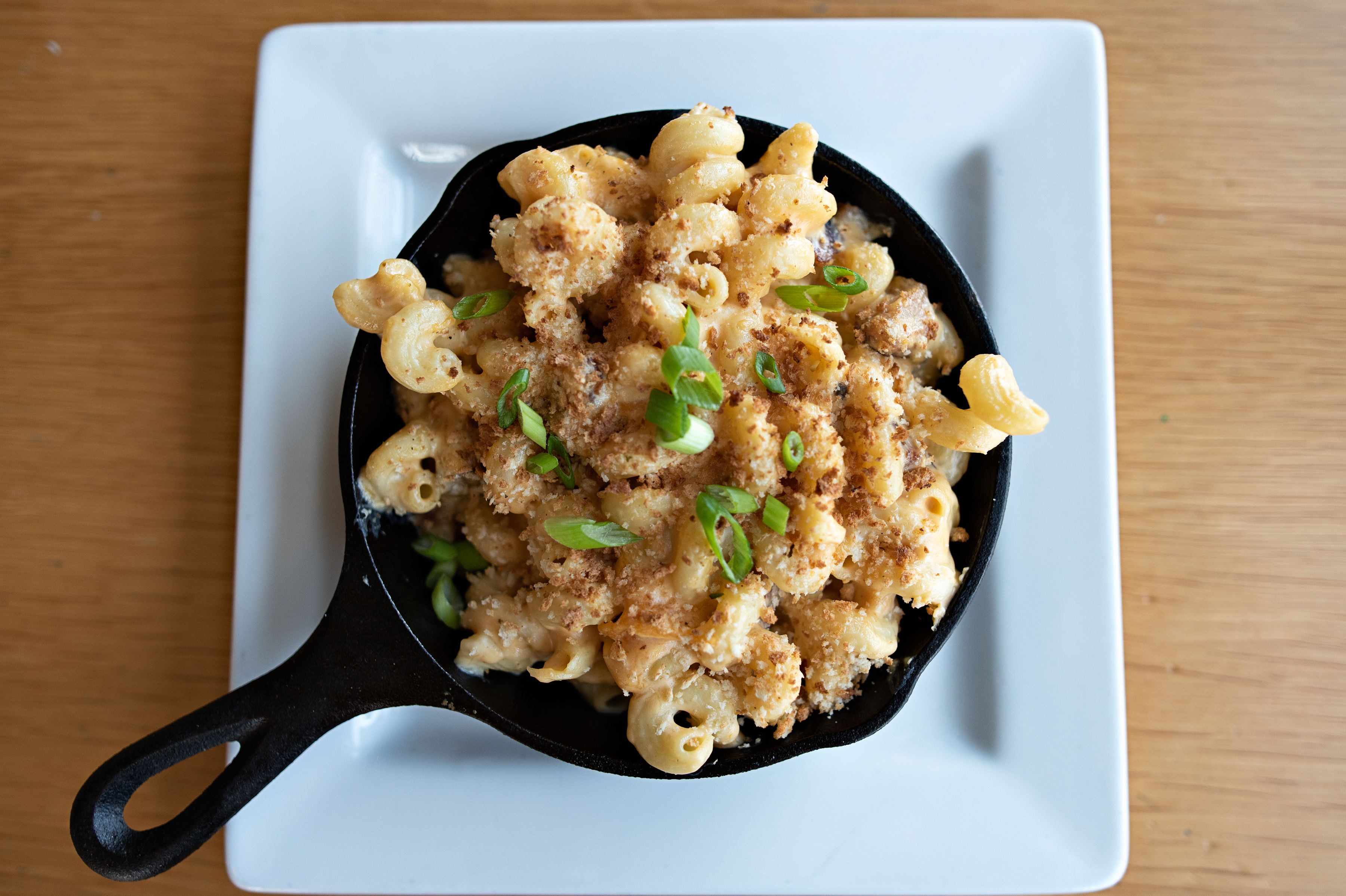Order Pork Belly Skillet Mac & Cheese food online from Beerhead Bar & Eatery store, Westerville on bringmethat.com