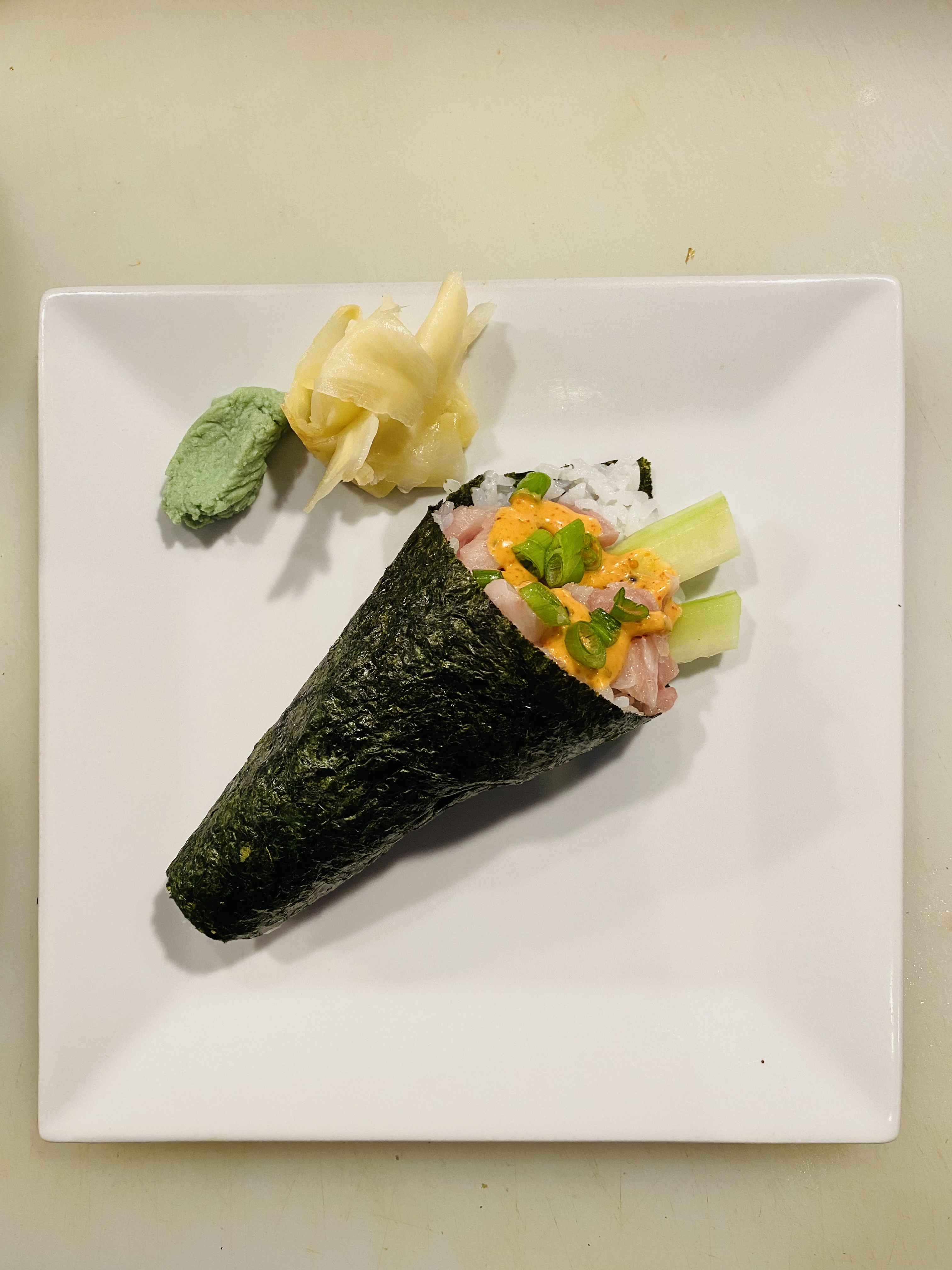 Order Spicy Yellowtail Roll food online from Rien Tong Thai Cuisine store, Arlington on bringmethat.com